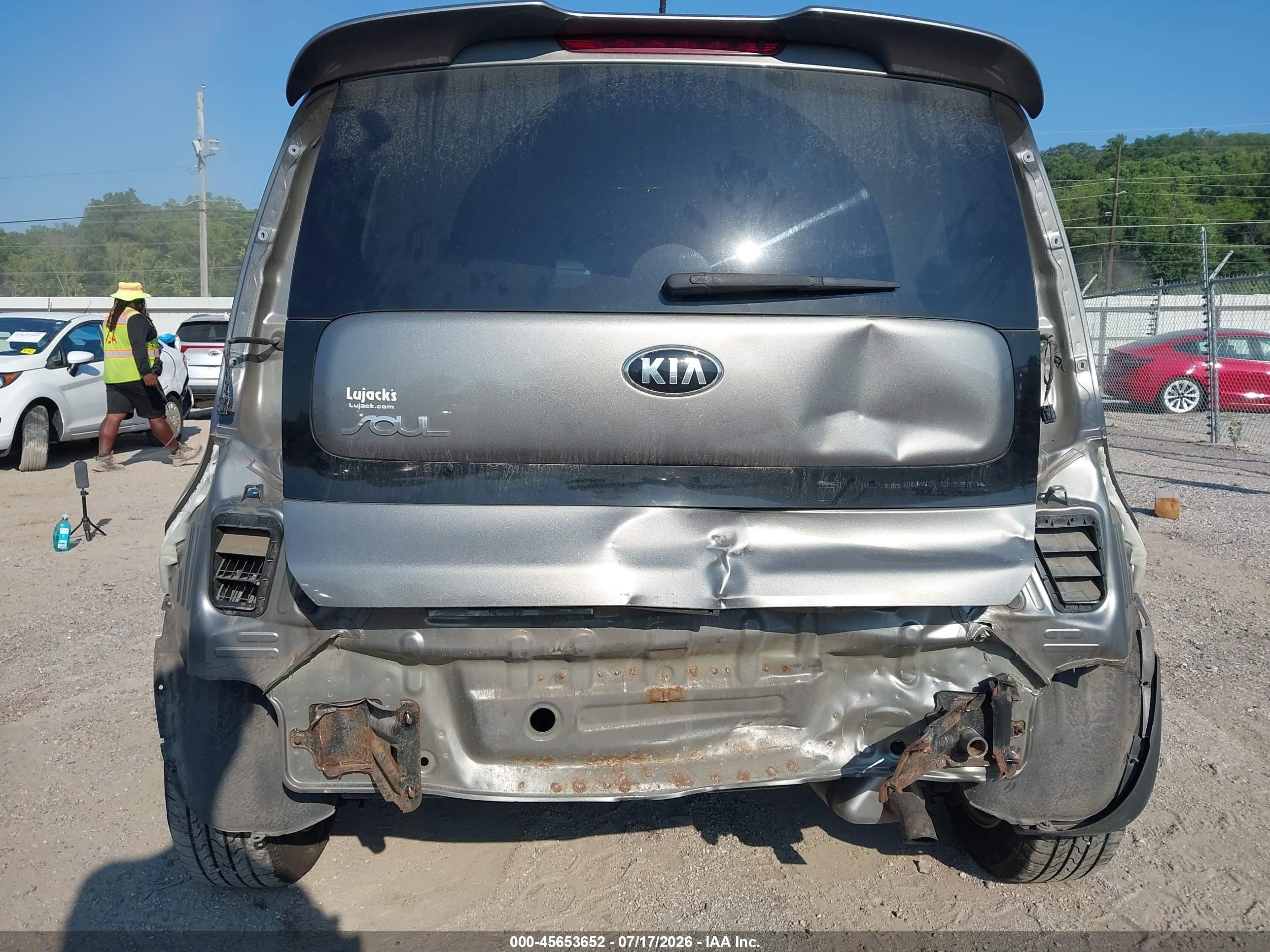 2014 Kia Soul   Green vin: KNDJN2A27E7058770