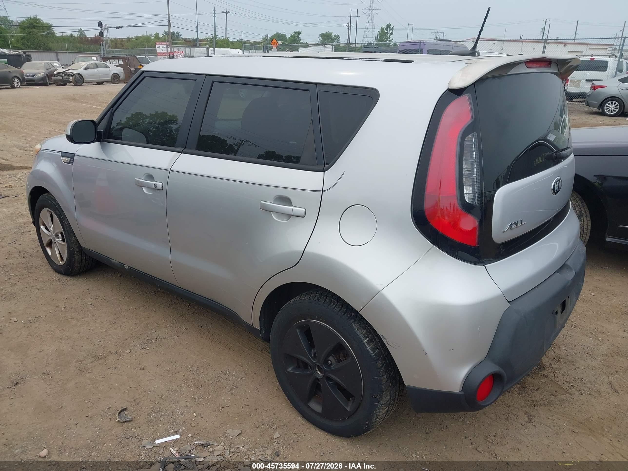 2014 Kia Soul   Silver vin: KNDJN2A27E7701165