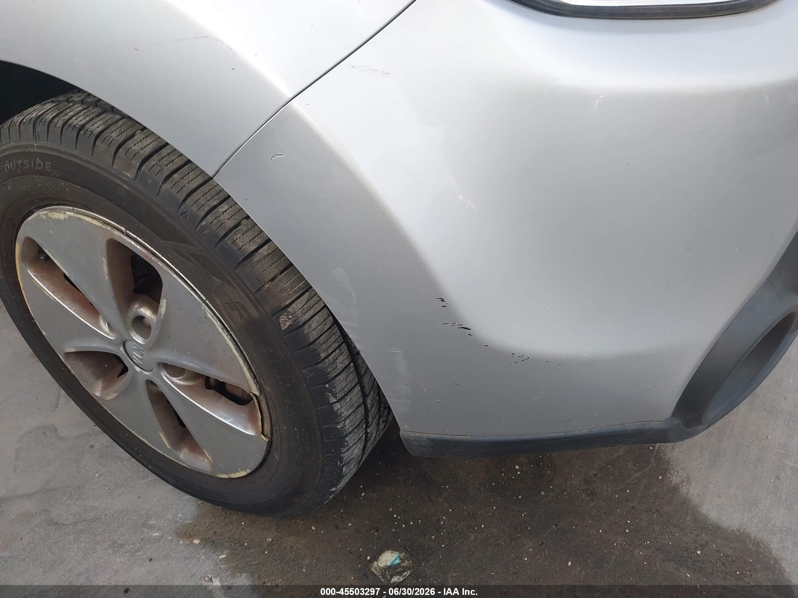 2014 Kia Soul   Silver vin: KNDJN2A27E7727751