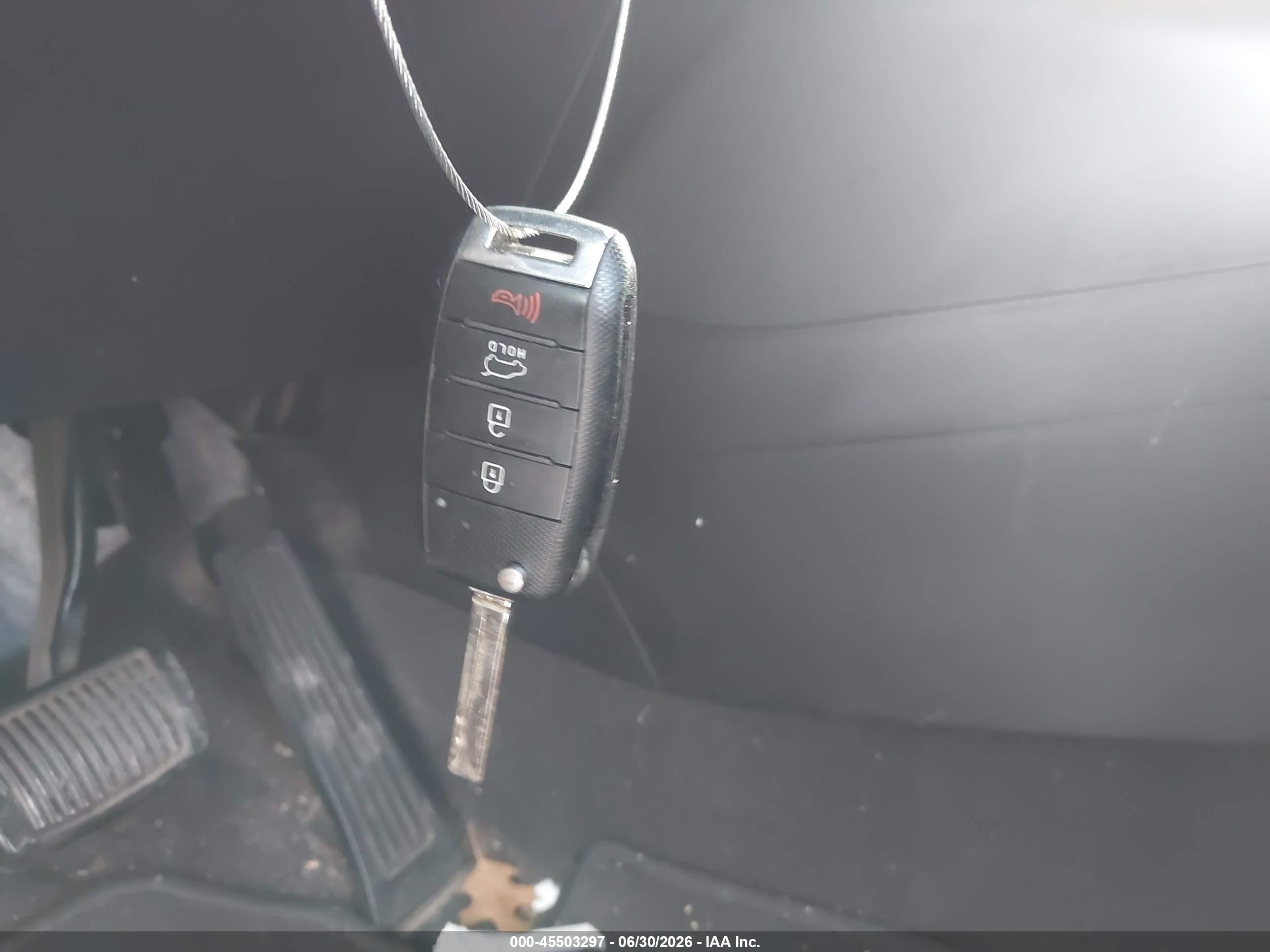 2014 Kia Soul   Silver vin: KNDJN2A27E7727751