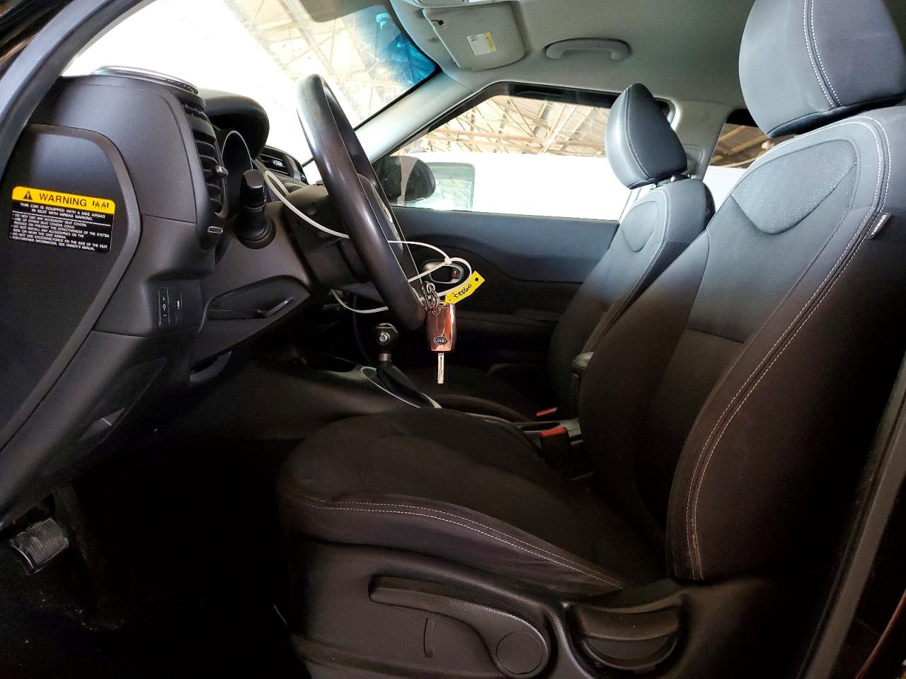 2015 Kia Soul Base Black vin: KNDJN2A27F7118306
