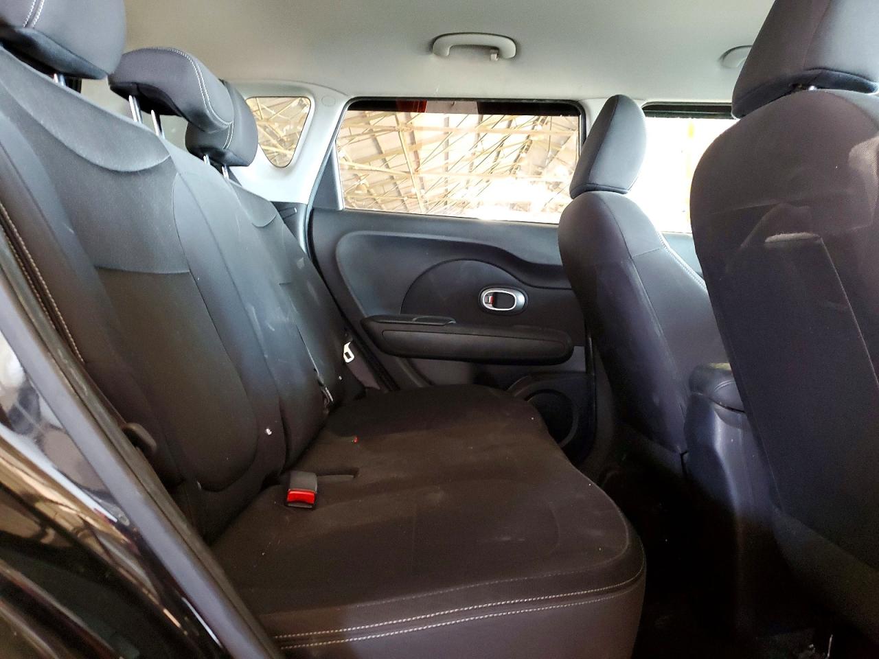 2015 Kia Soul Base Black vin: KNDJN2A27F7118306