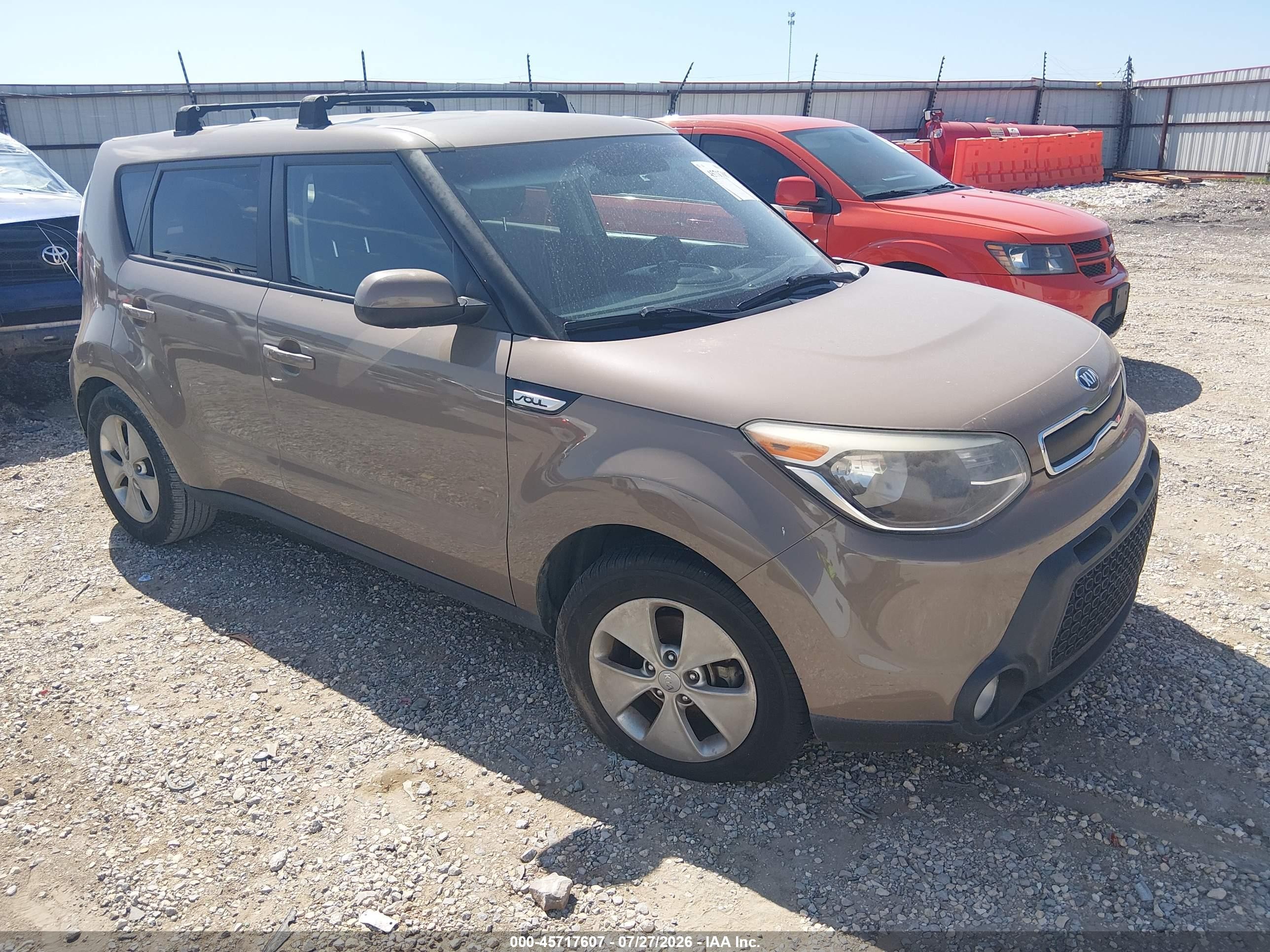 2015 Kia Soul   Коричневый vin: KNDJN2A27F7128592