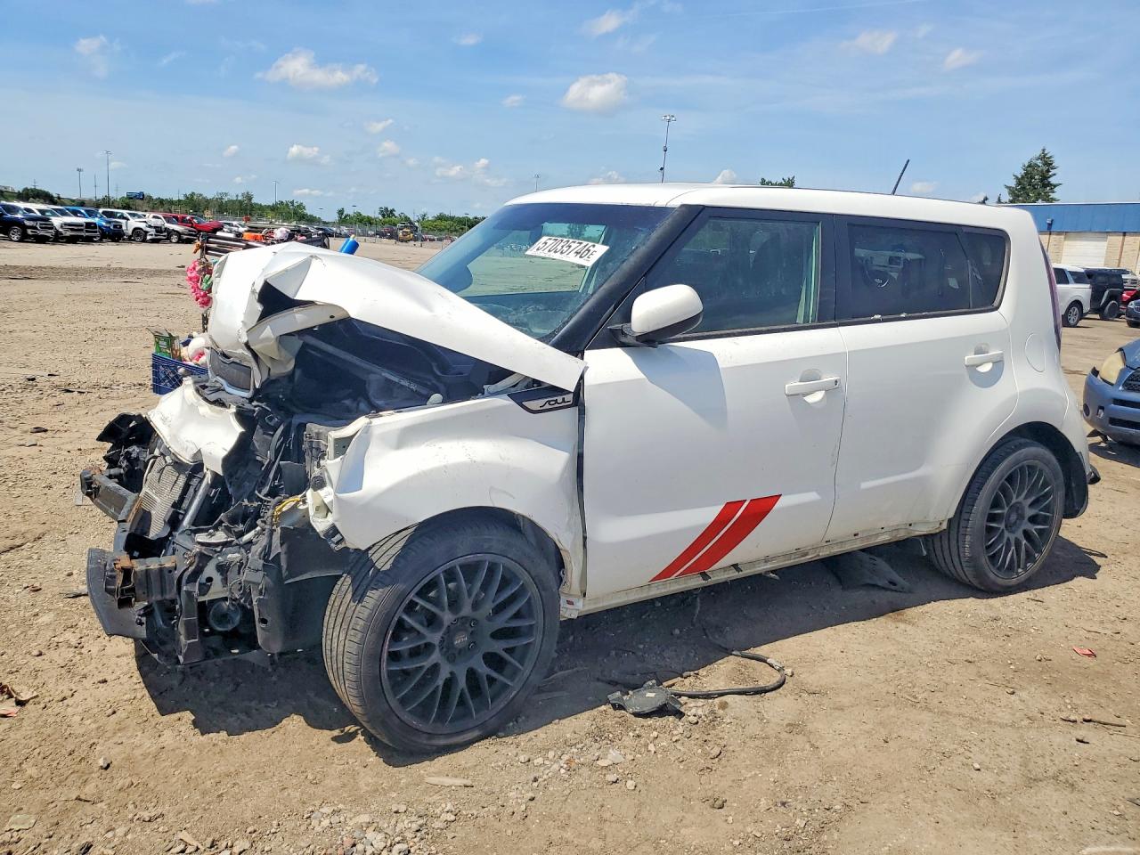2015 Kia Soul Base White vin: KNDJN2A27F7130911