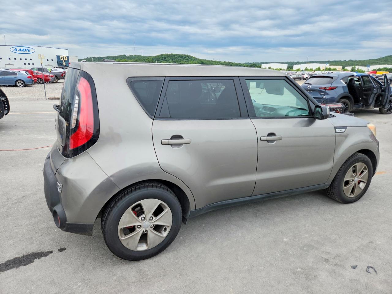 2015 Kia Soul Base Gray vin: KNDJN2A27F7157932