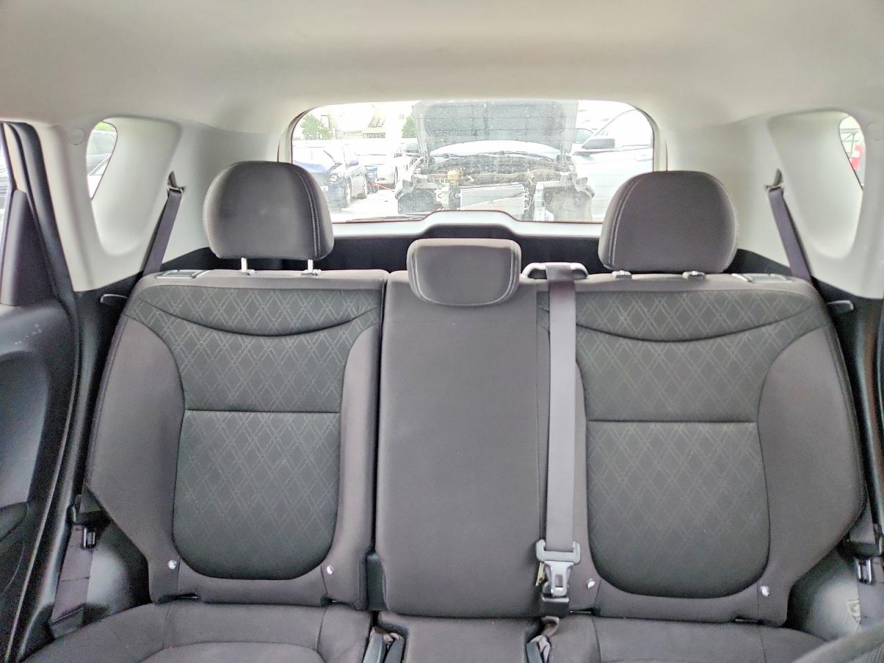 2015 Kia Soul Base Gray vin: KNDJN2A27F7157932