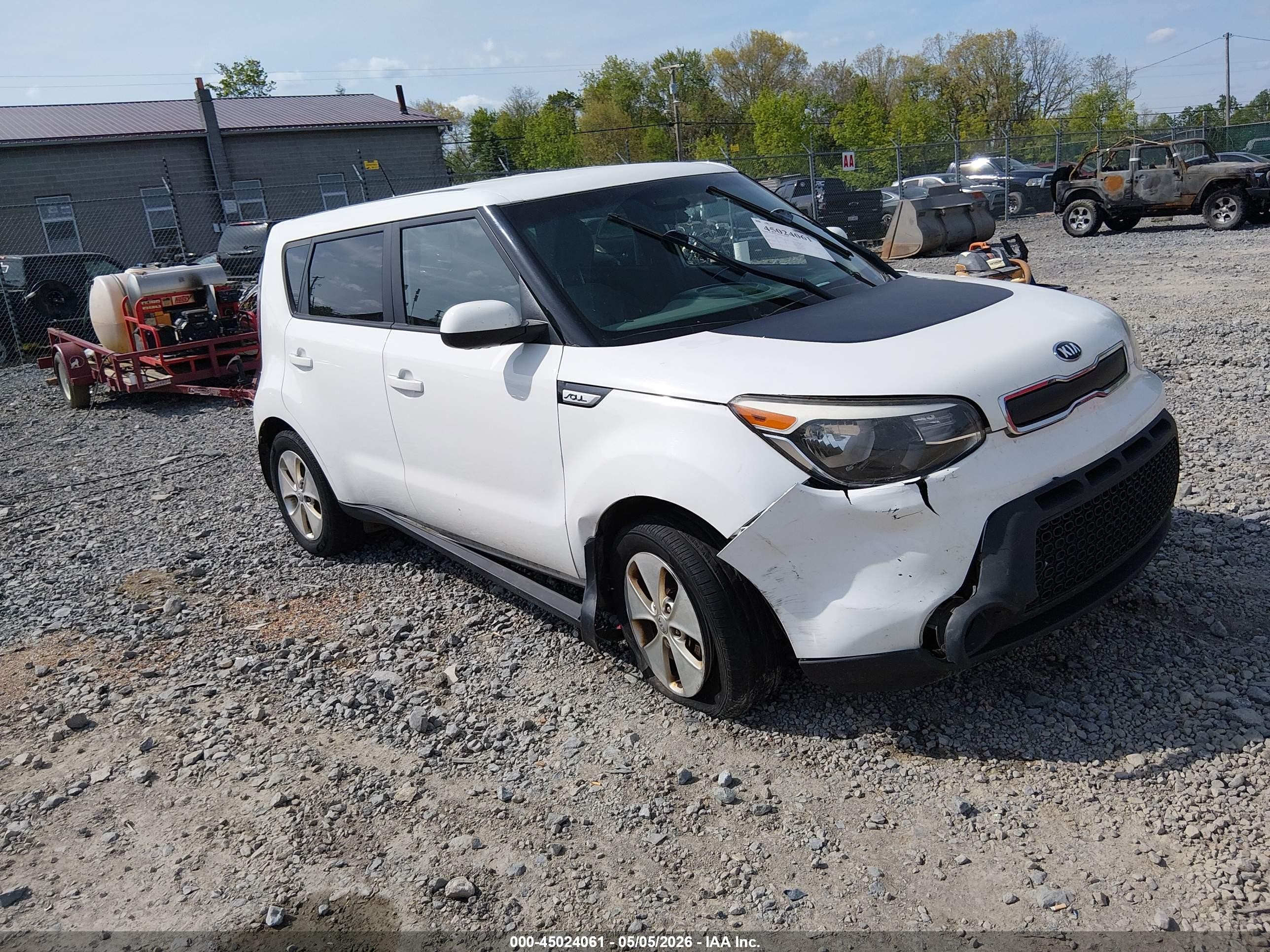 2015 Kia Soul   Белый vin: KNDJN2A27F7174049