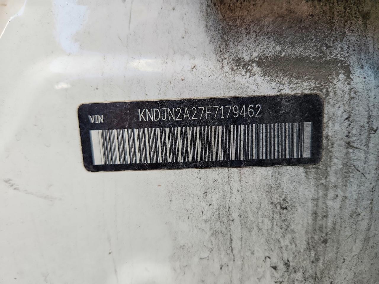 2015 Kia Soul Base White vin: KNDJN2A27F7179462