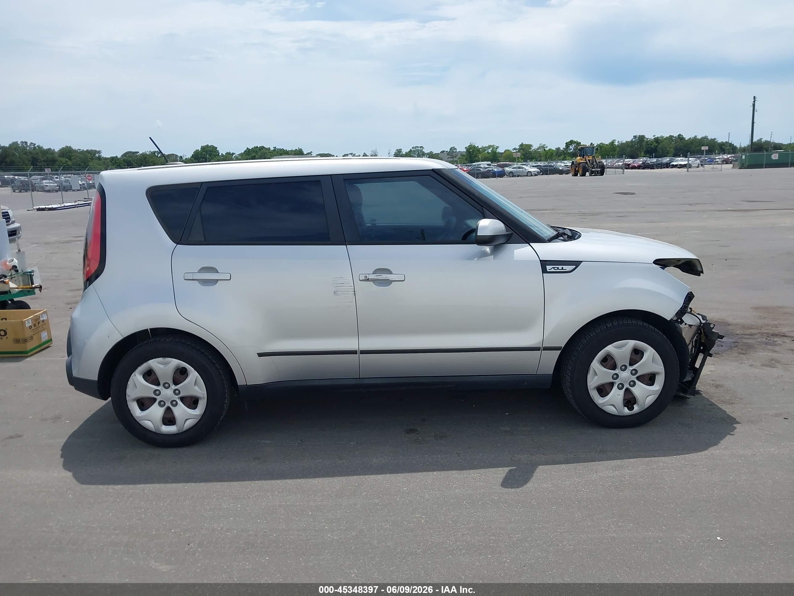 2015 Kia Soul   Silver vin: KNDJN2A27F7749864