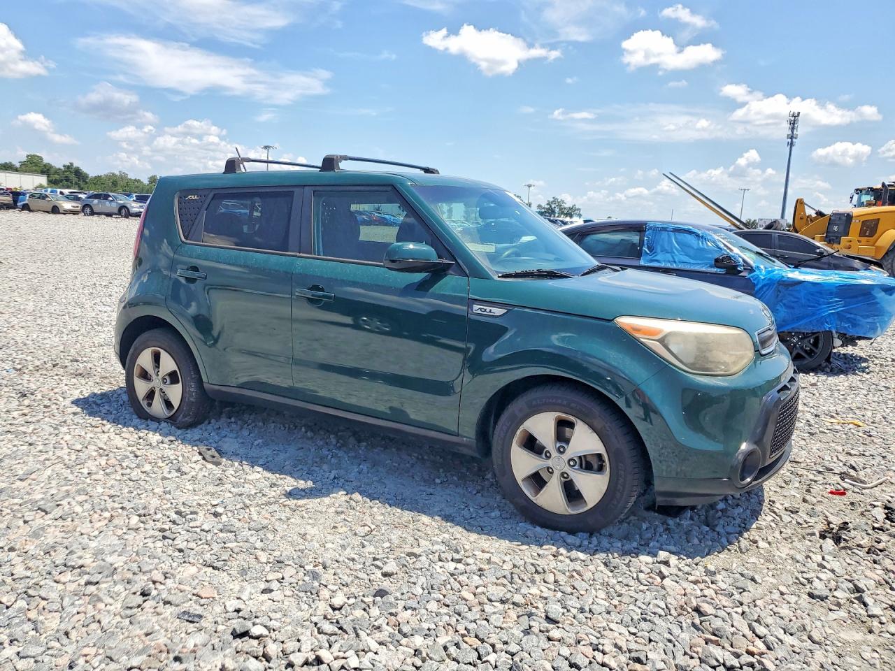2015 Kia Soul Base Green vin: KNDJN2A27F7752490