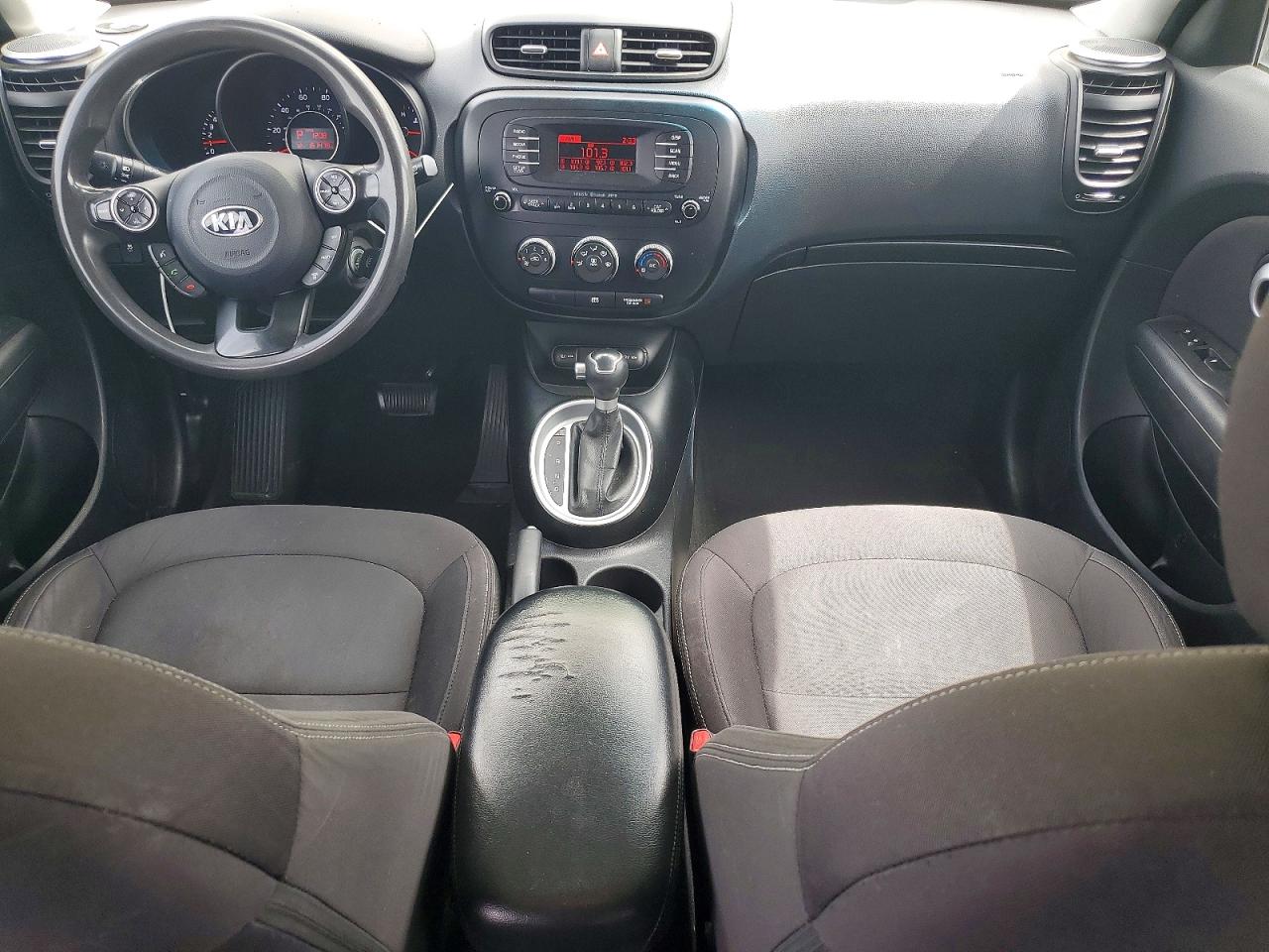 2015 Kia Soul Base Green vin: KNDJN2A27F7776868