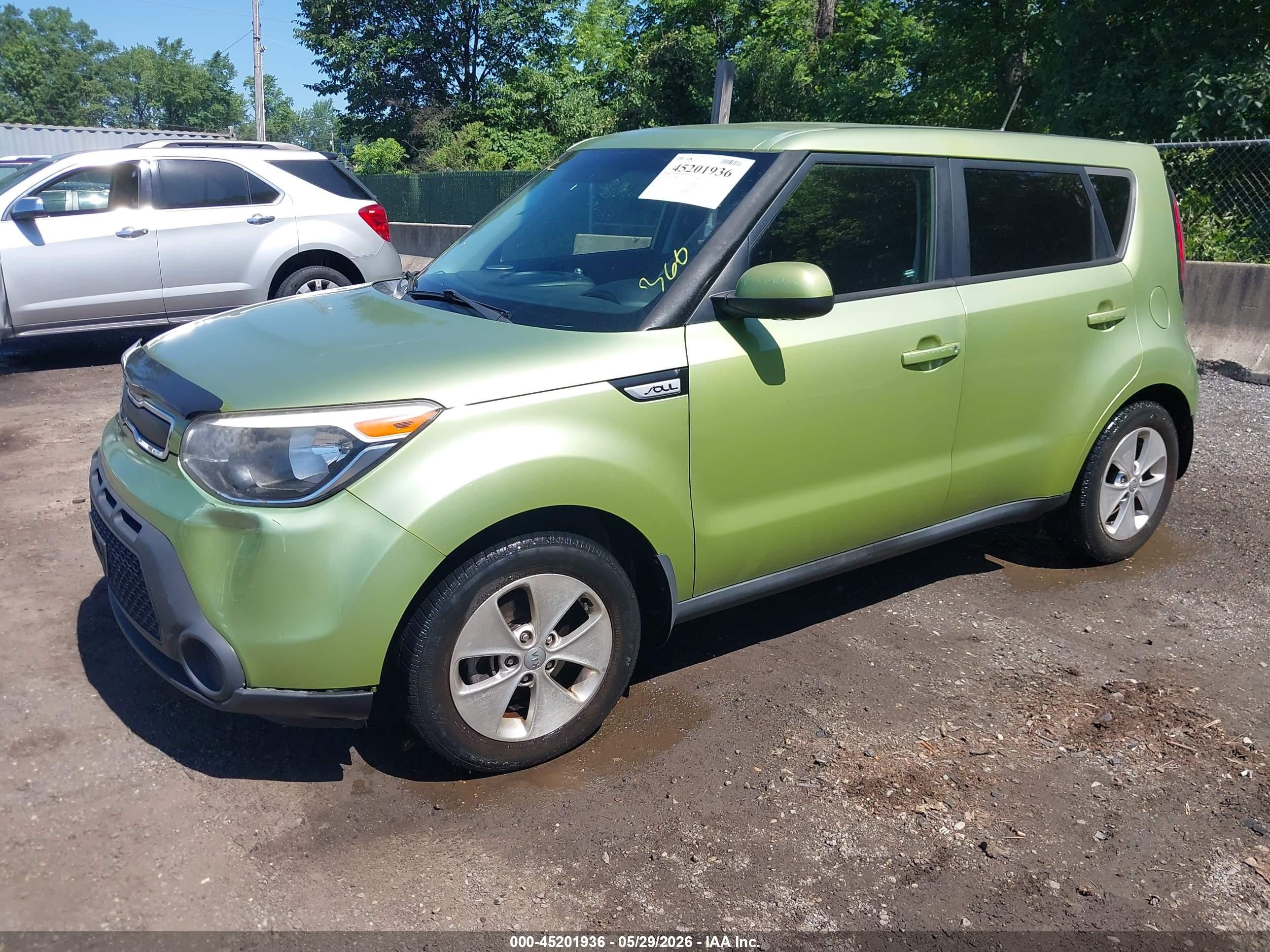 2015 Kia Soul Green vin: KNDJN2A27F7785750