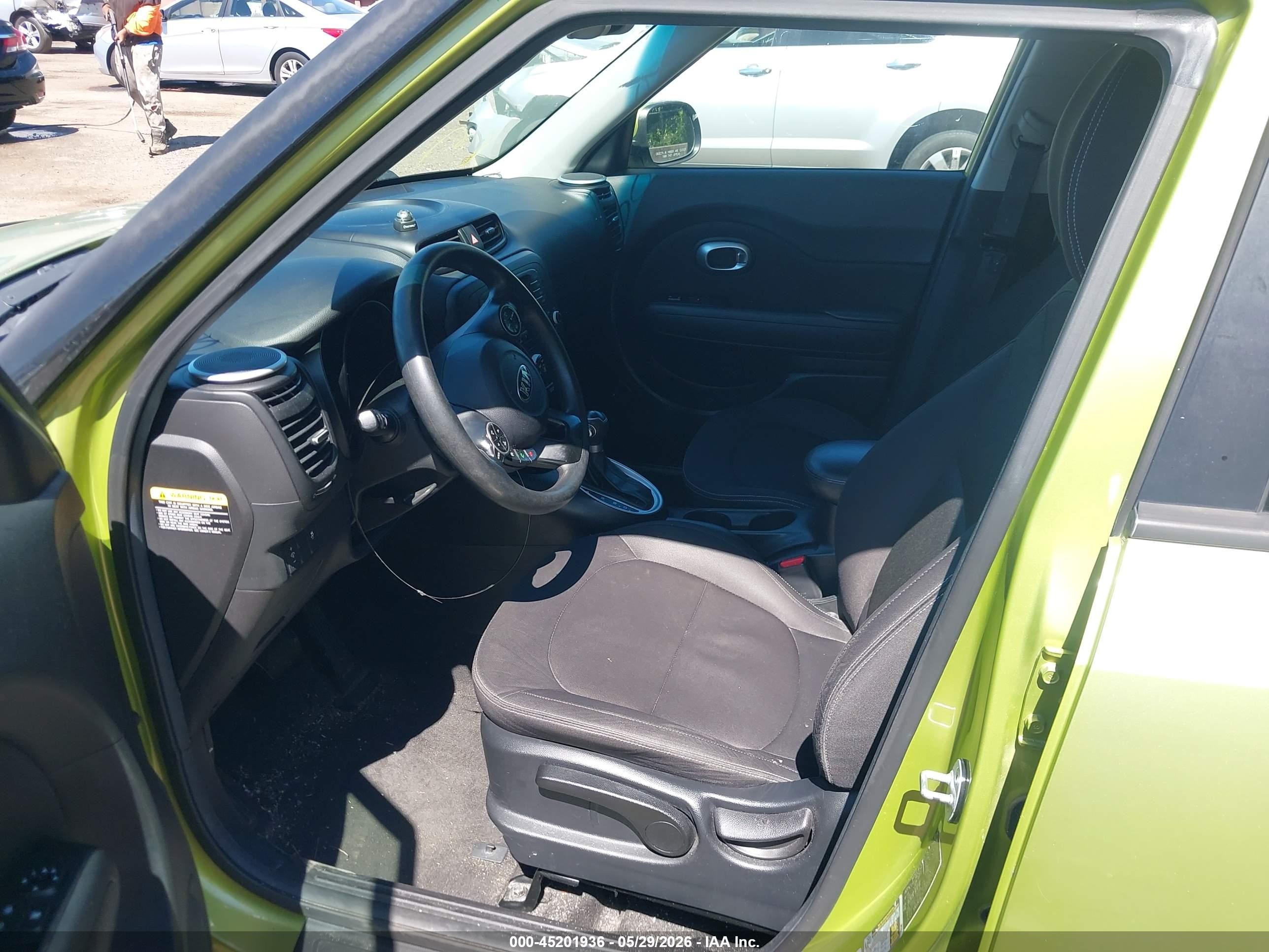 2015 Kia Soul Green vin: KNDJN2A27F7785750
