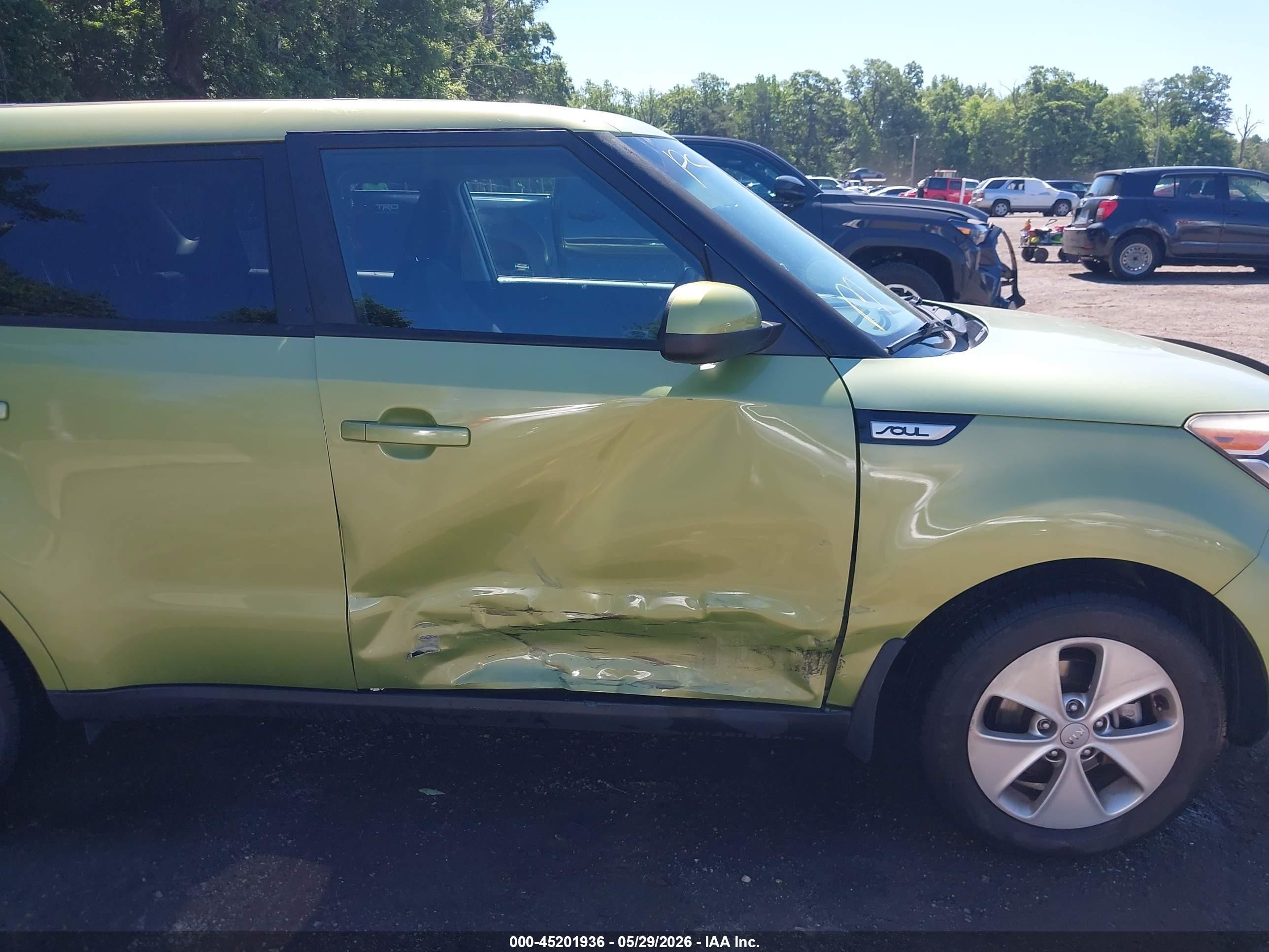 2015 Kia Soul Green vin: KNDJN2A27F7785750