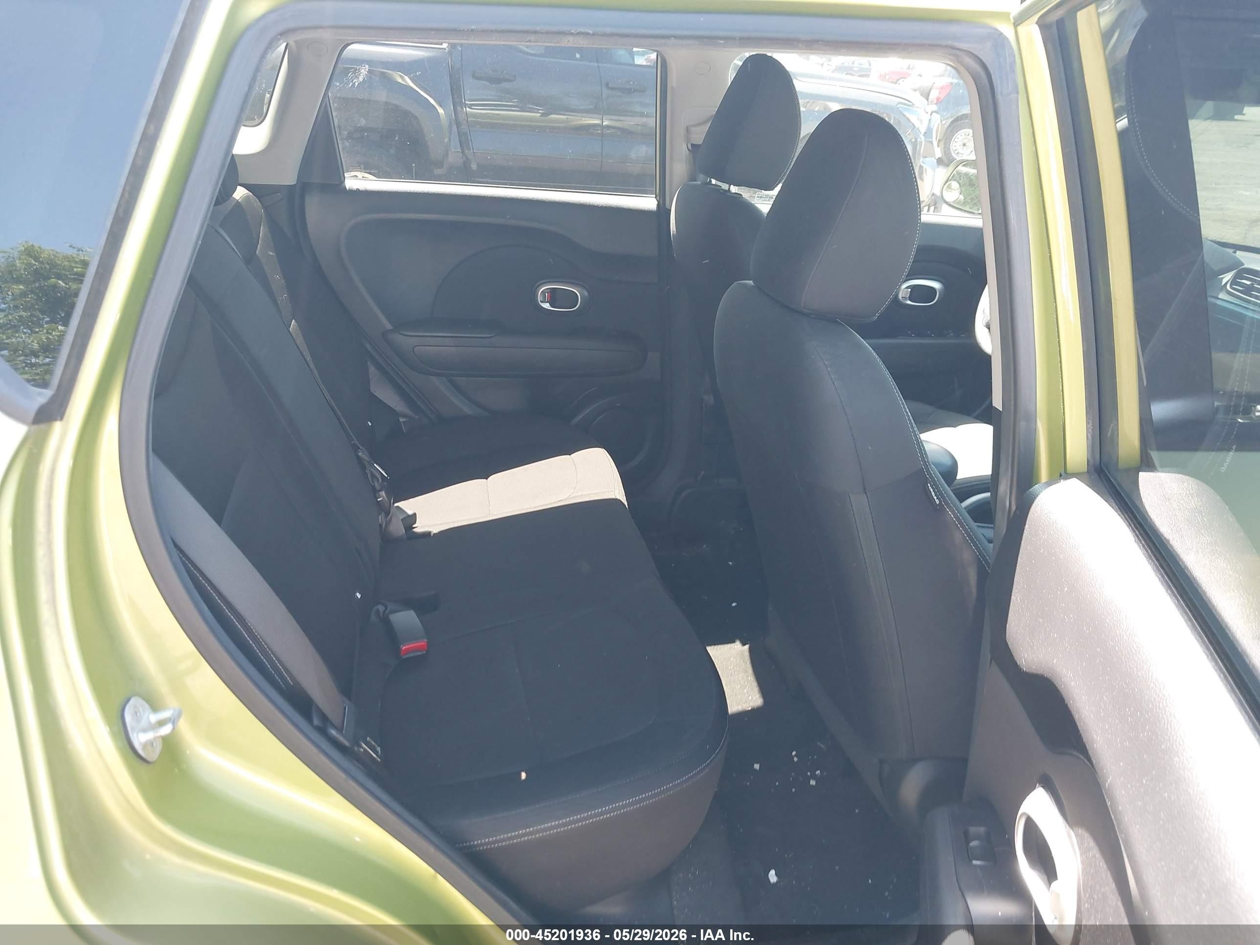 2015 Kia Soul Green vin: KNDJN2A27F7785750