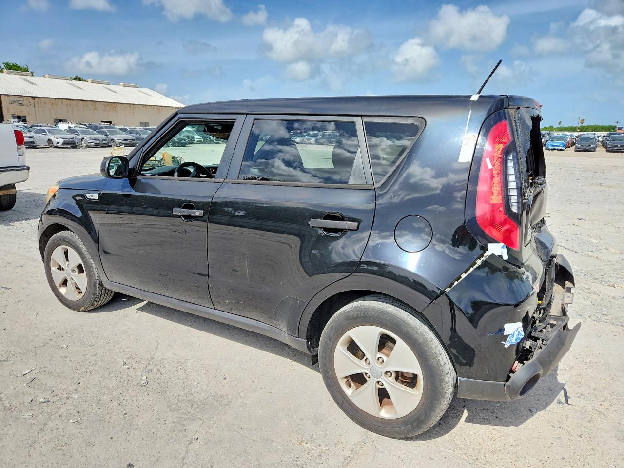2015 Kia Soul Base Black vin: KNDJN2A27F7798241