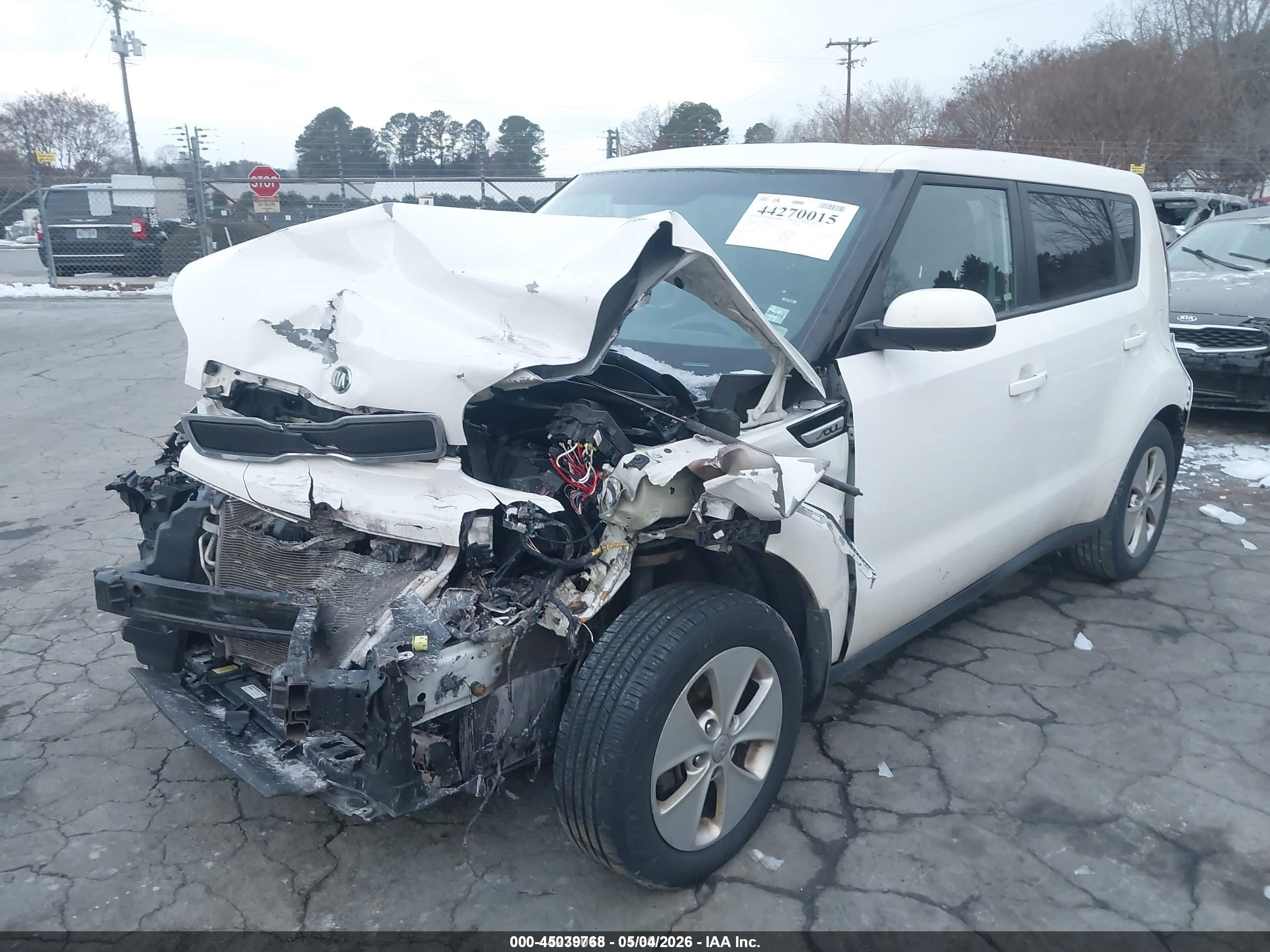 2016 Kia Soul   White vin: KNDJN2A27G7305949