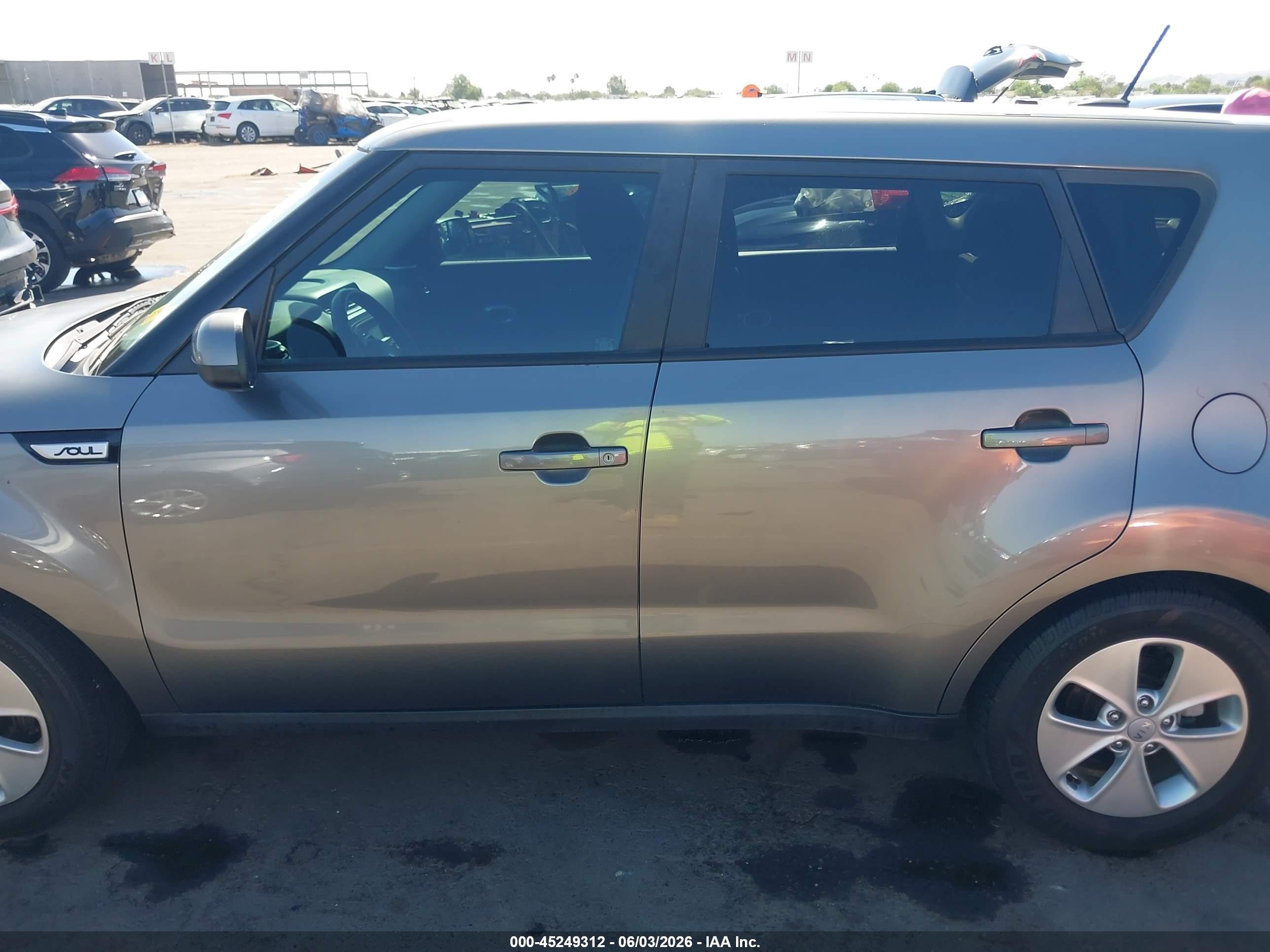 2016 Kia Soul Серый vin: KNDJN2A27G7375161