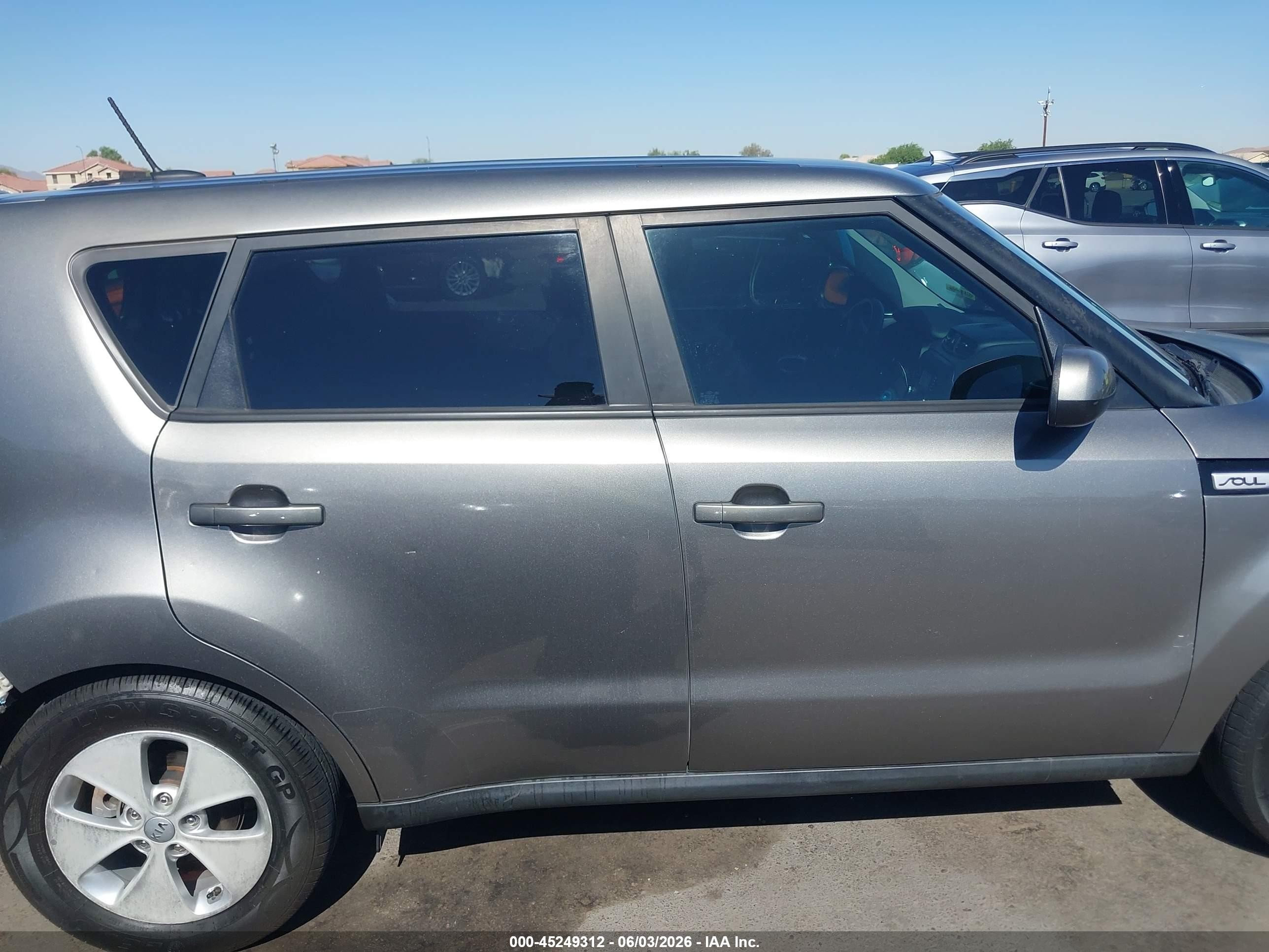 2016 Kia Soul Серый vin: KNDJN2A27G7375161
