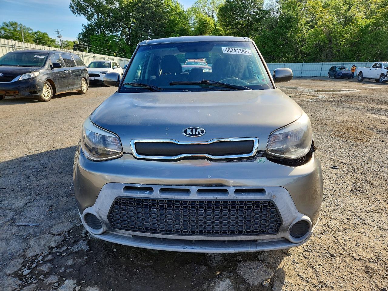 2016 Kia Soul Base Silver vin: KNDJN2A27G7394048