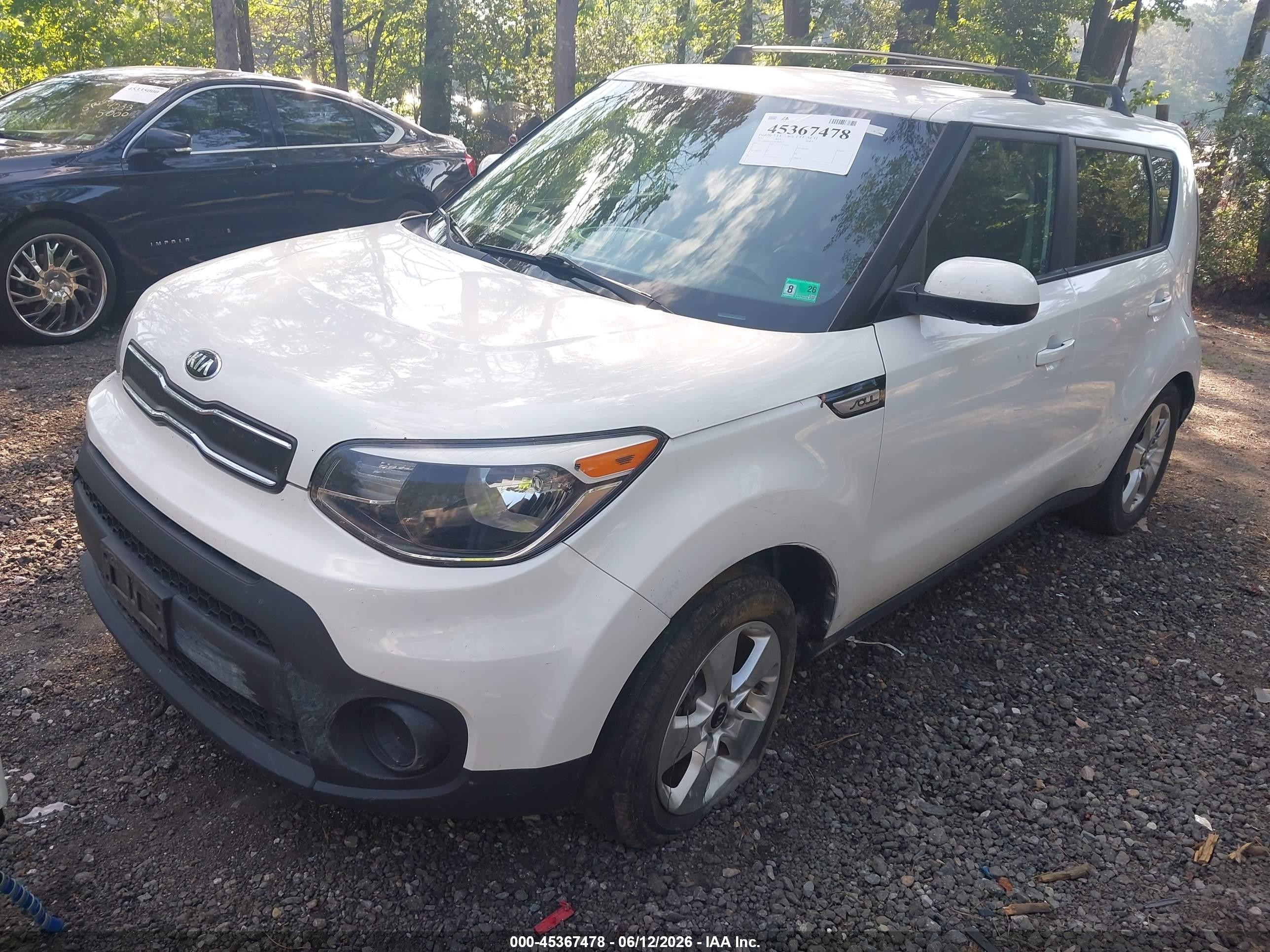2017 Kia Soul   White vin: KNDJN2A27H7465377