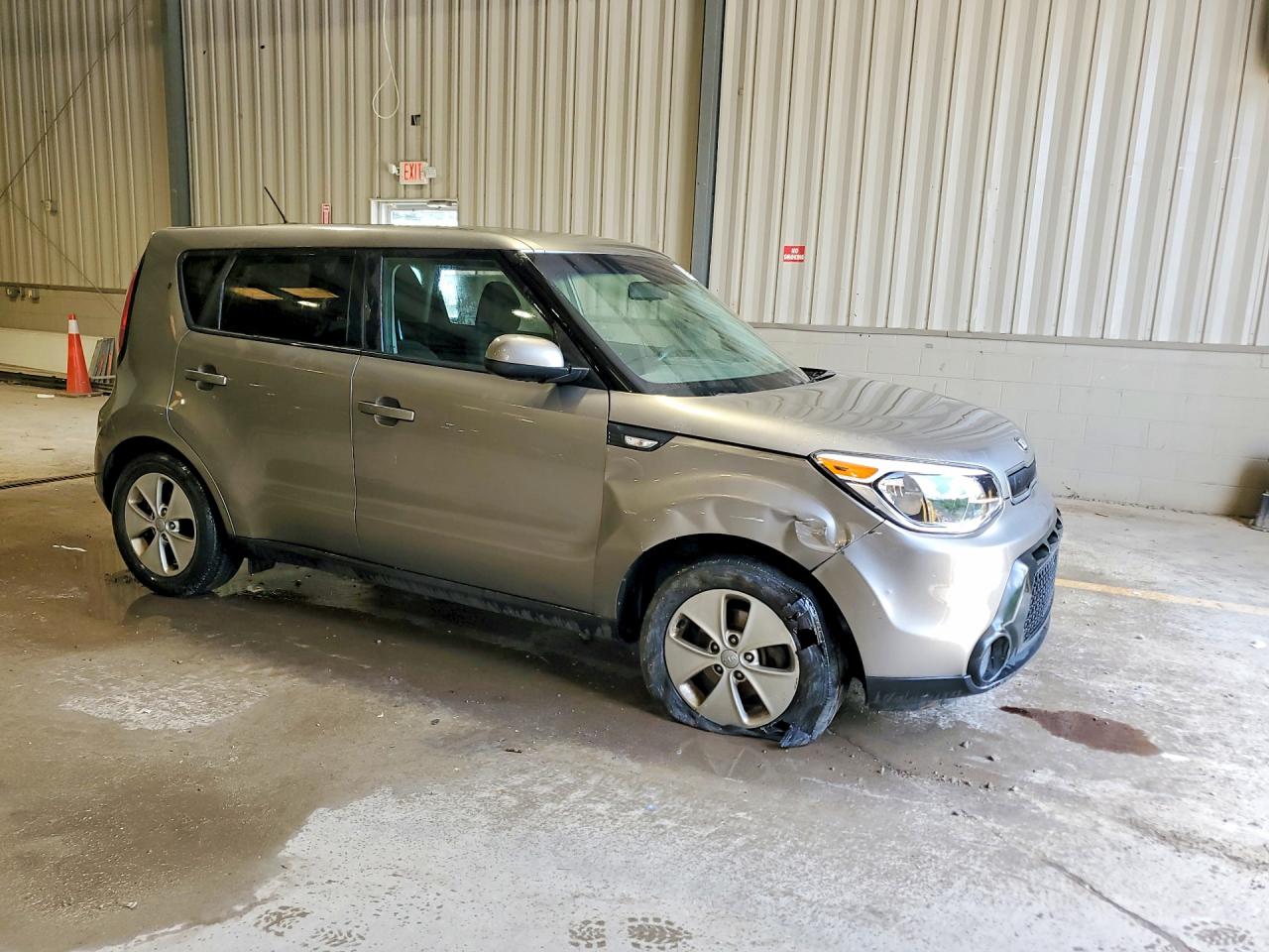 2014 Kia Soul Base Gray vin: KNDJN2A28E7001641