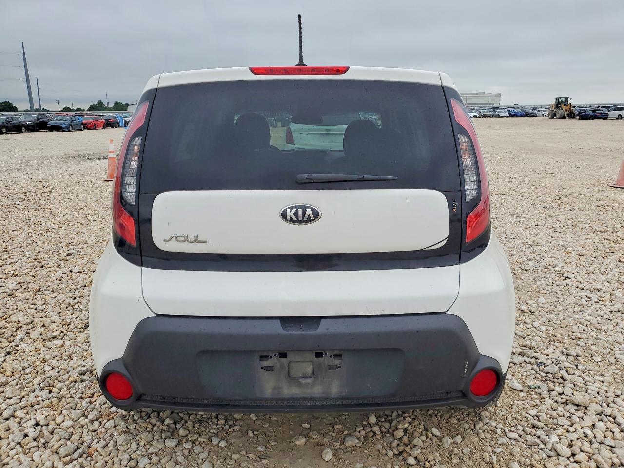 2014 Kia Soul Base White vin: KNDJN2A28E7076887