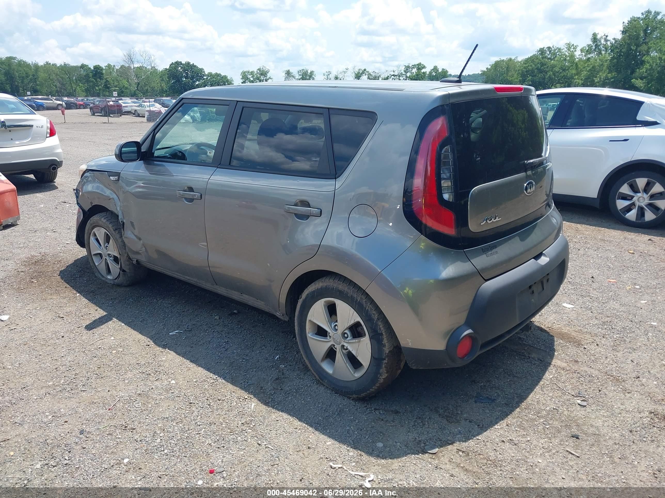 2014 Kia Soul   Gray vin: KNDJN2A28E7111122