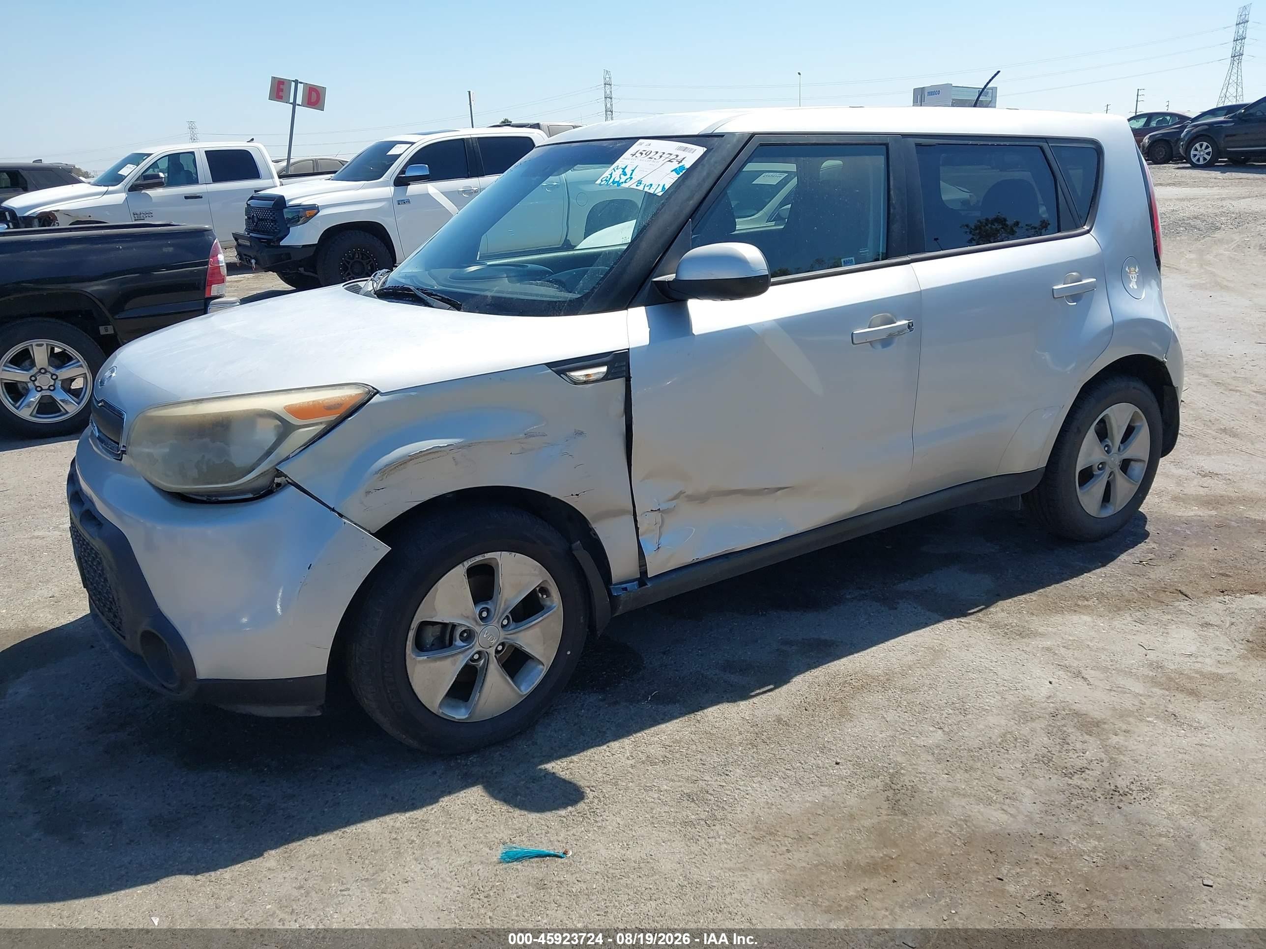 2014 Kia Soul   Silver vin: KNDJN2A28E7701045