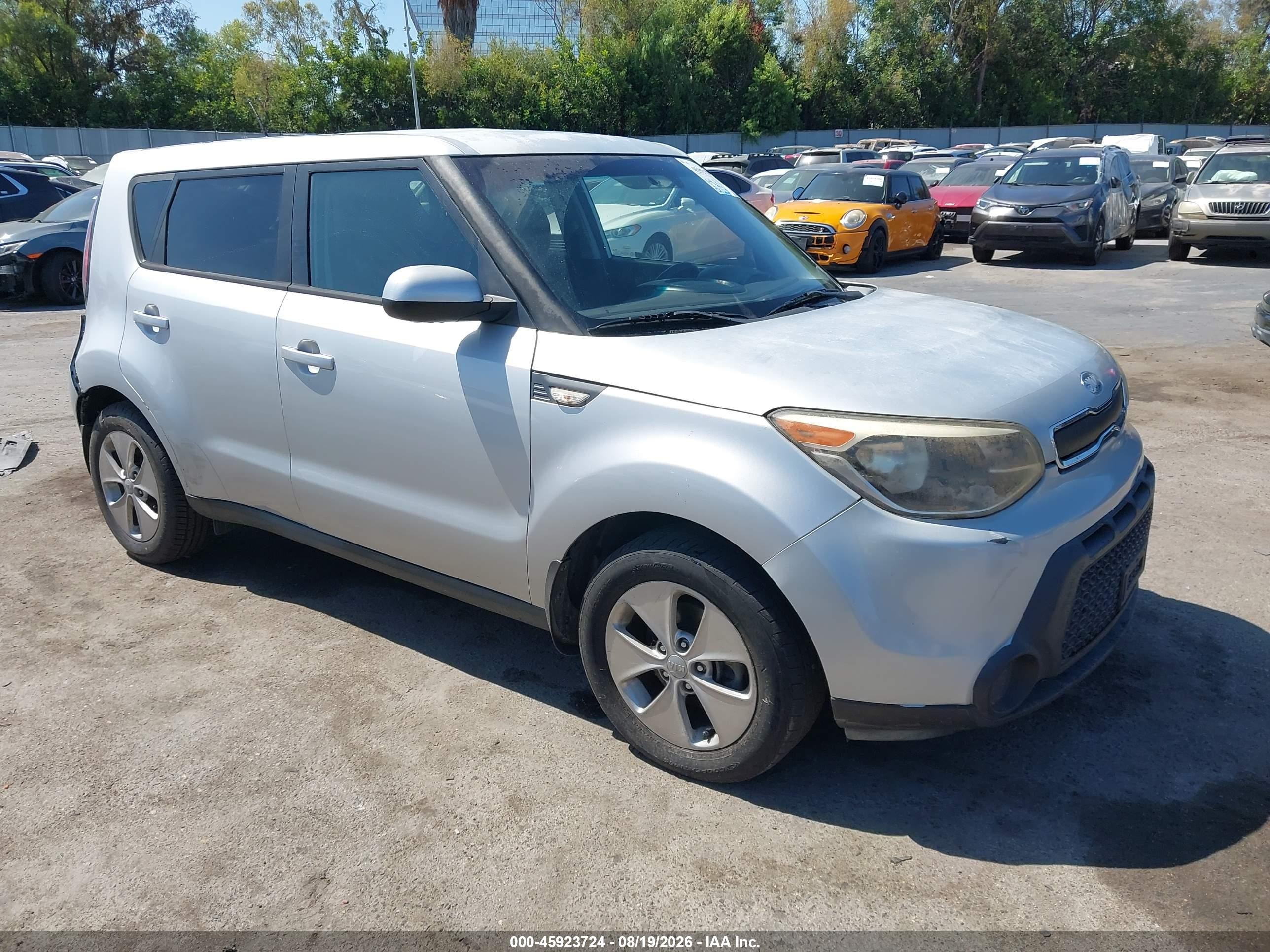 2014 Kia Soul   Silver vin: KNDJN2A28E7701045