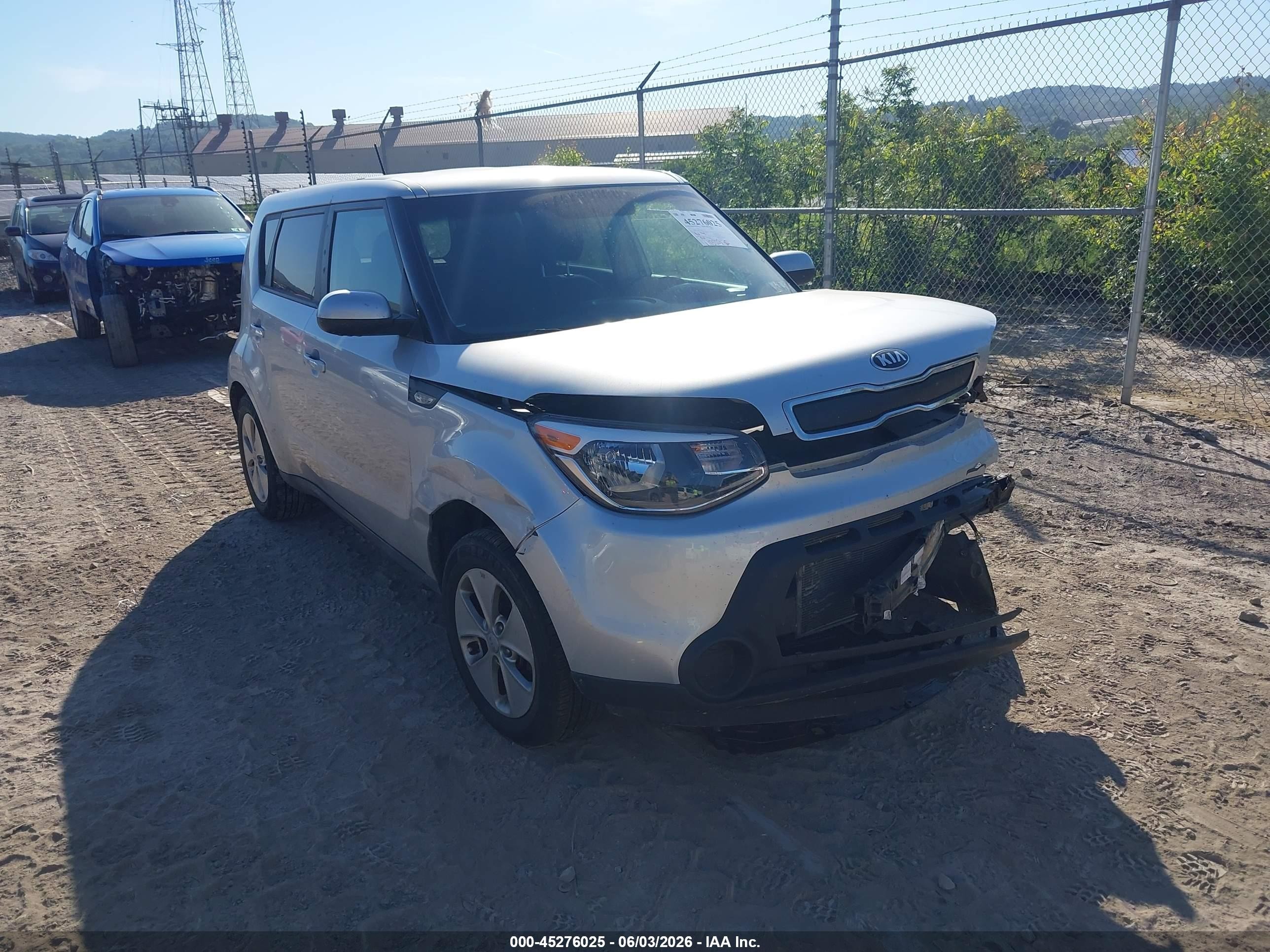 2014 Kia Soul   Silver vin: KNDJN2A28E7737415