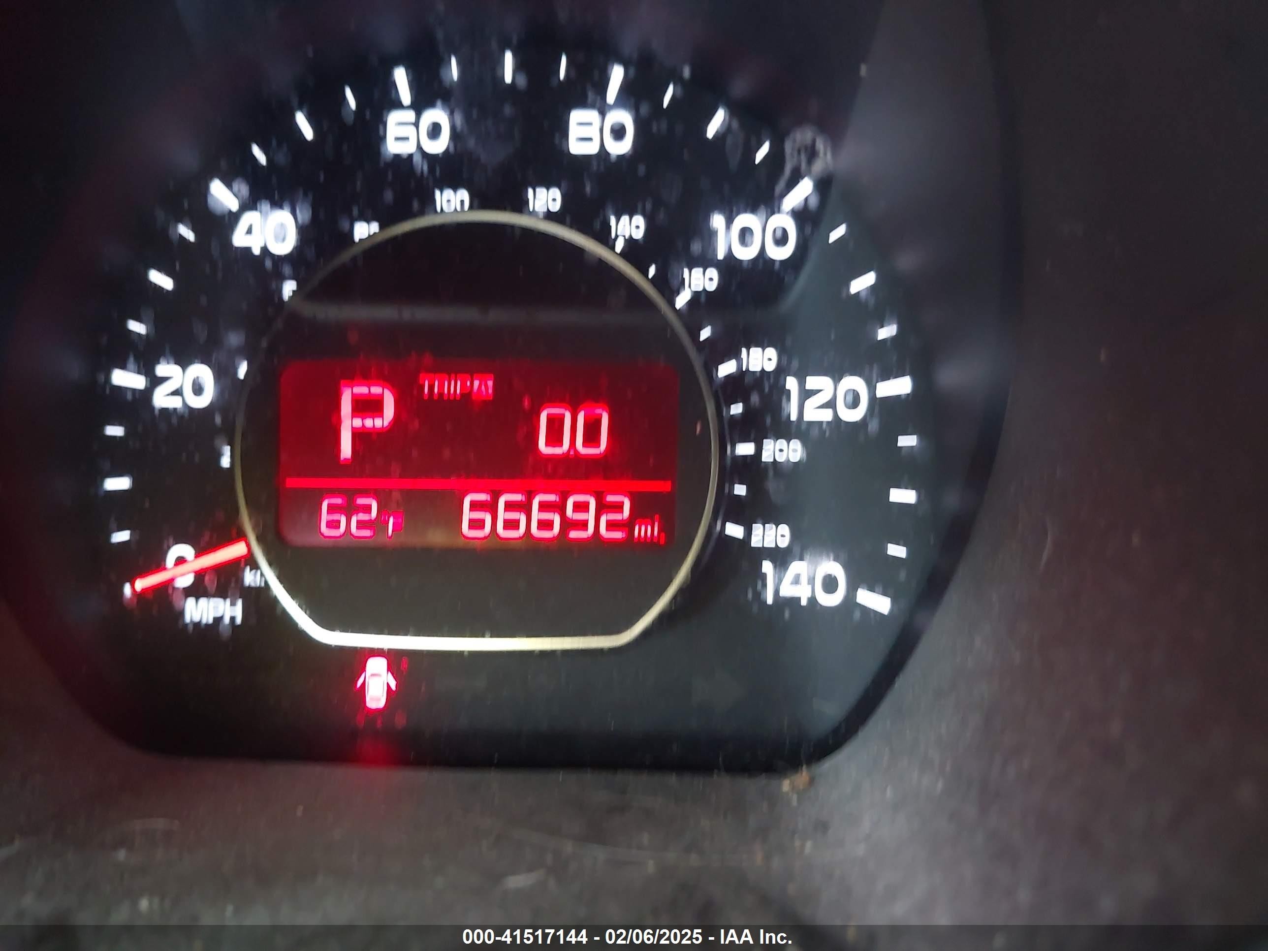 2014 Kia Soul   Silver vin: KNDJN2A28E7746115