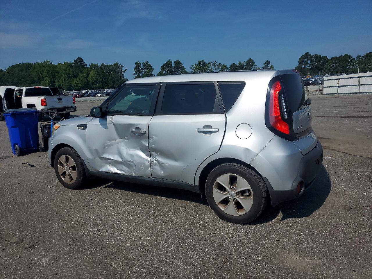2014 Kia Soul Base Silver vin: KNDJN2A28E7746115