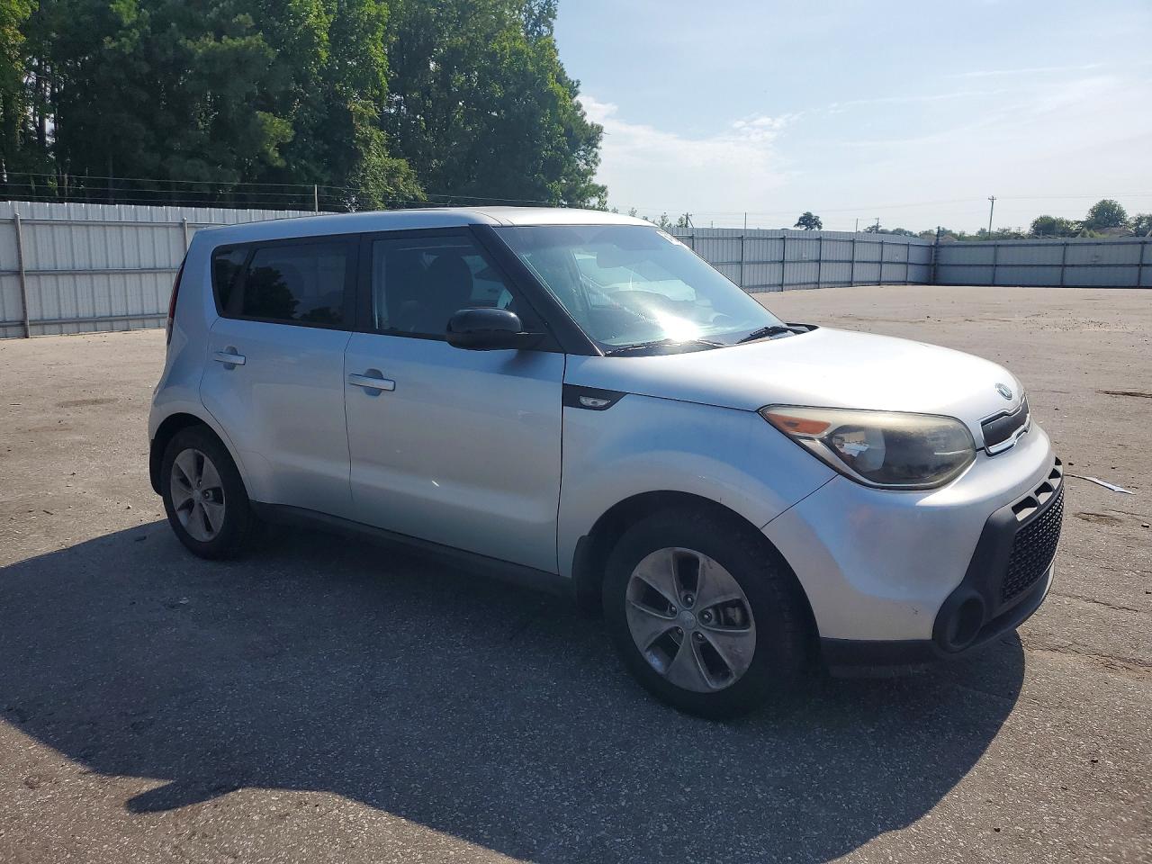 2014 Kia Soul Base Silver vin: KNDJN2A28E7746115