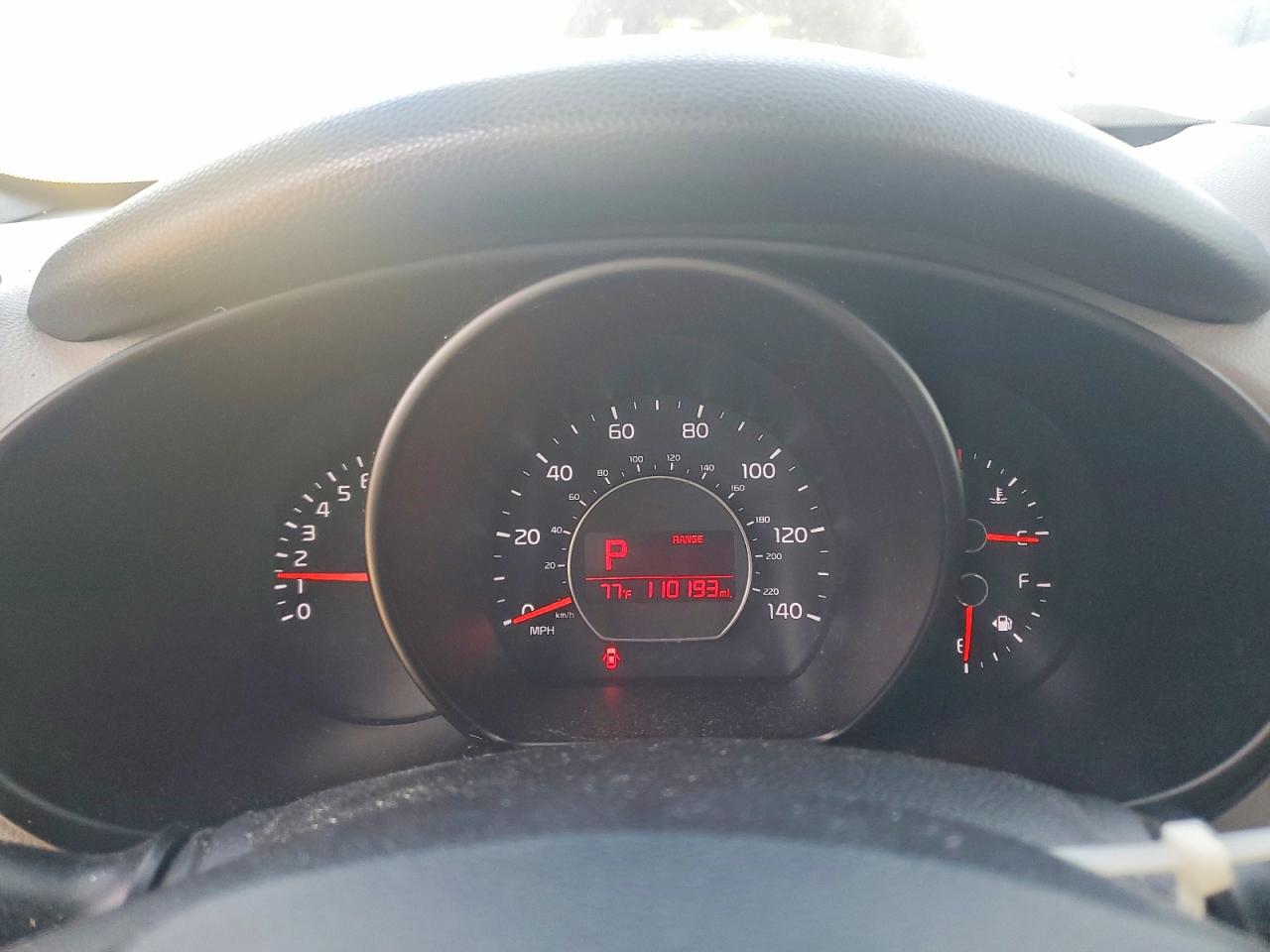 2015 Kia Soul Base Black vin: KNDJN2A28F7120131