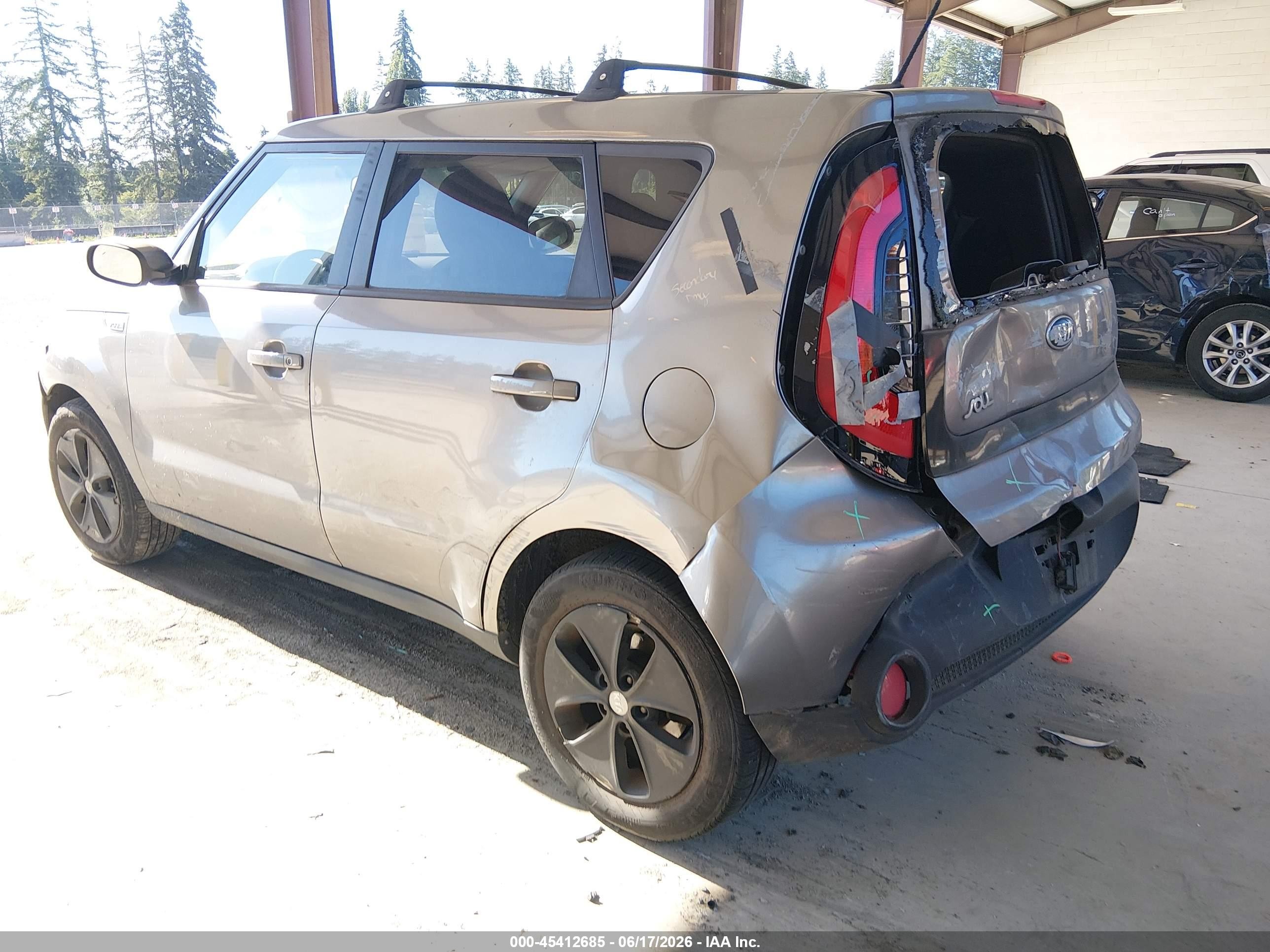 2015 Kia Soul   Gray vin: KNDJN2A28F7123482