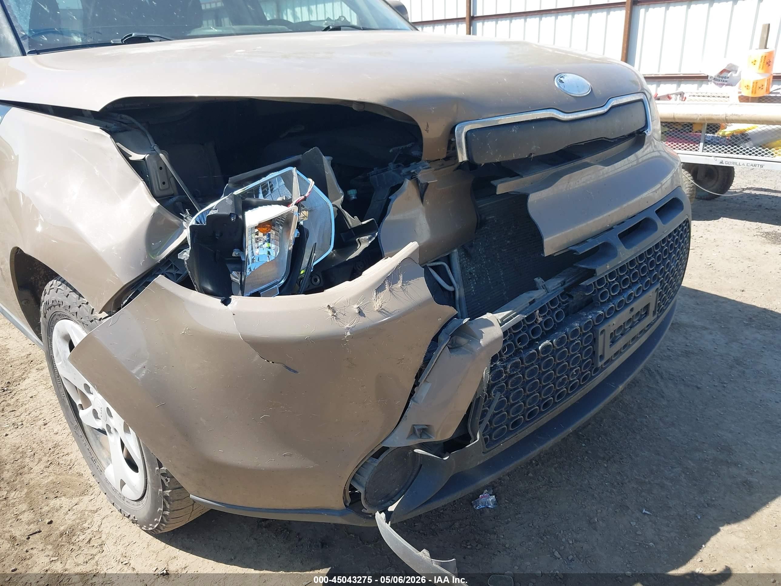 2015 Kia Soul   Beige vin: KNDJN2A28F7142727