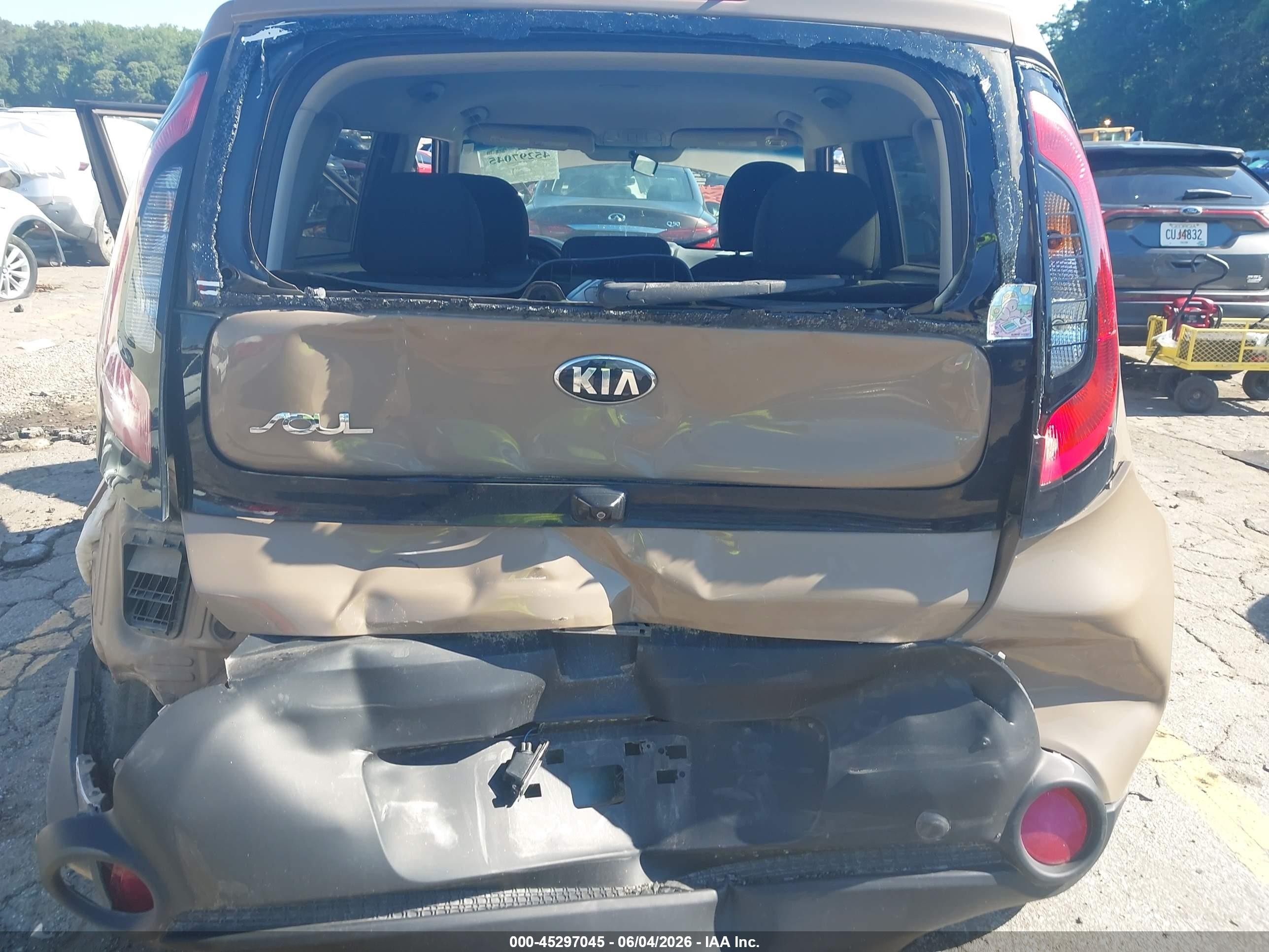 2015 Kia Soul   Brown vin: KNDJN2A28F7158894