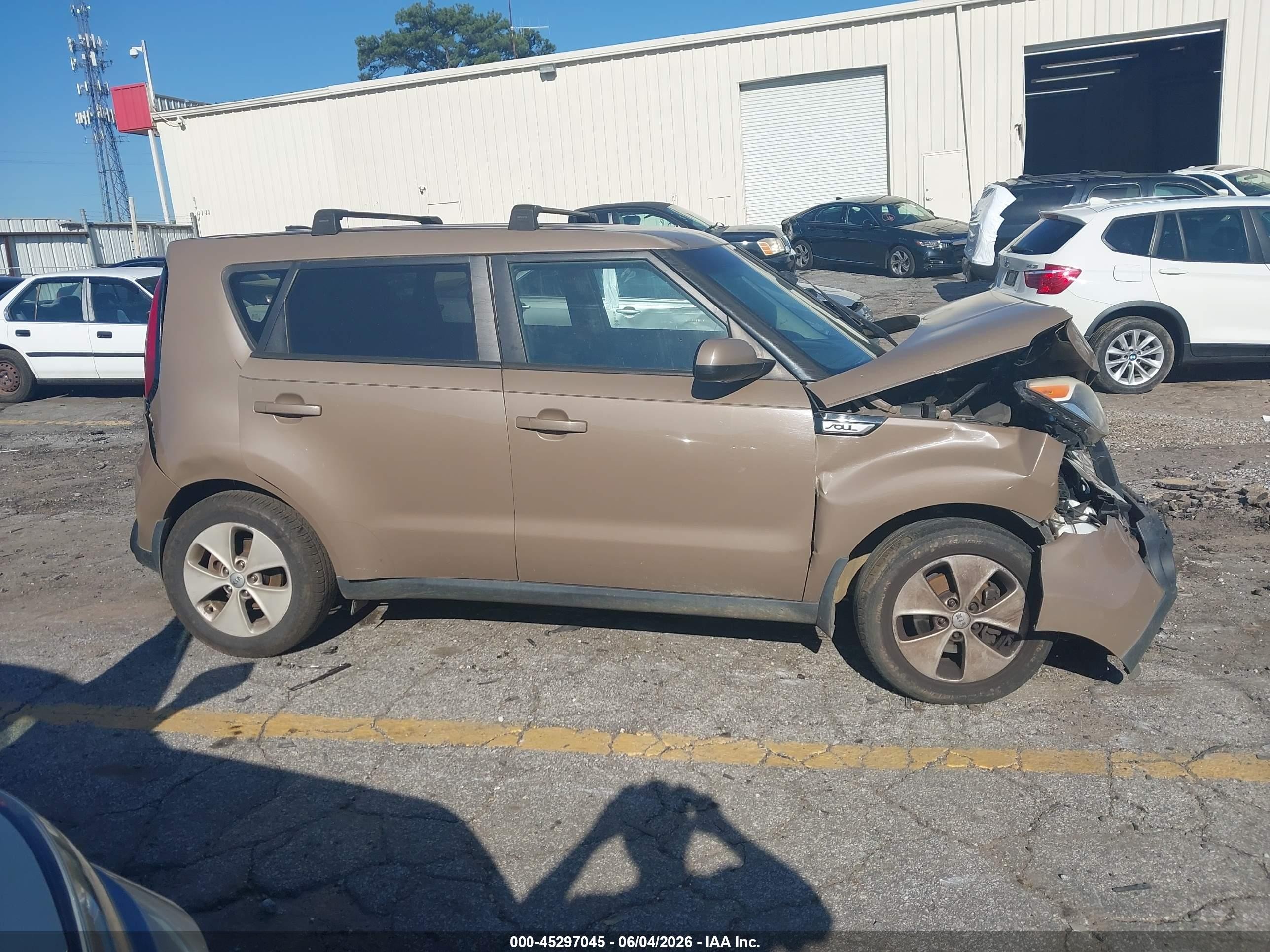 2015 Kia Soul   Brown vin: KNDJN2A28F7158894