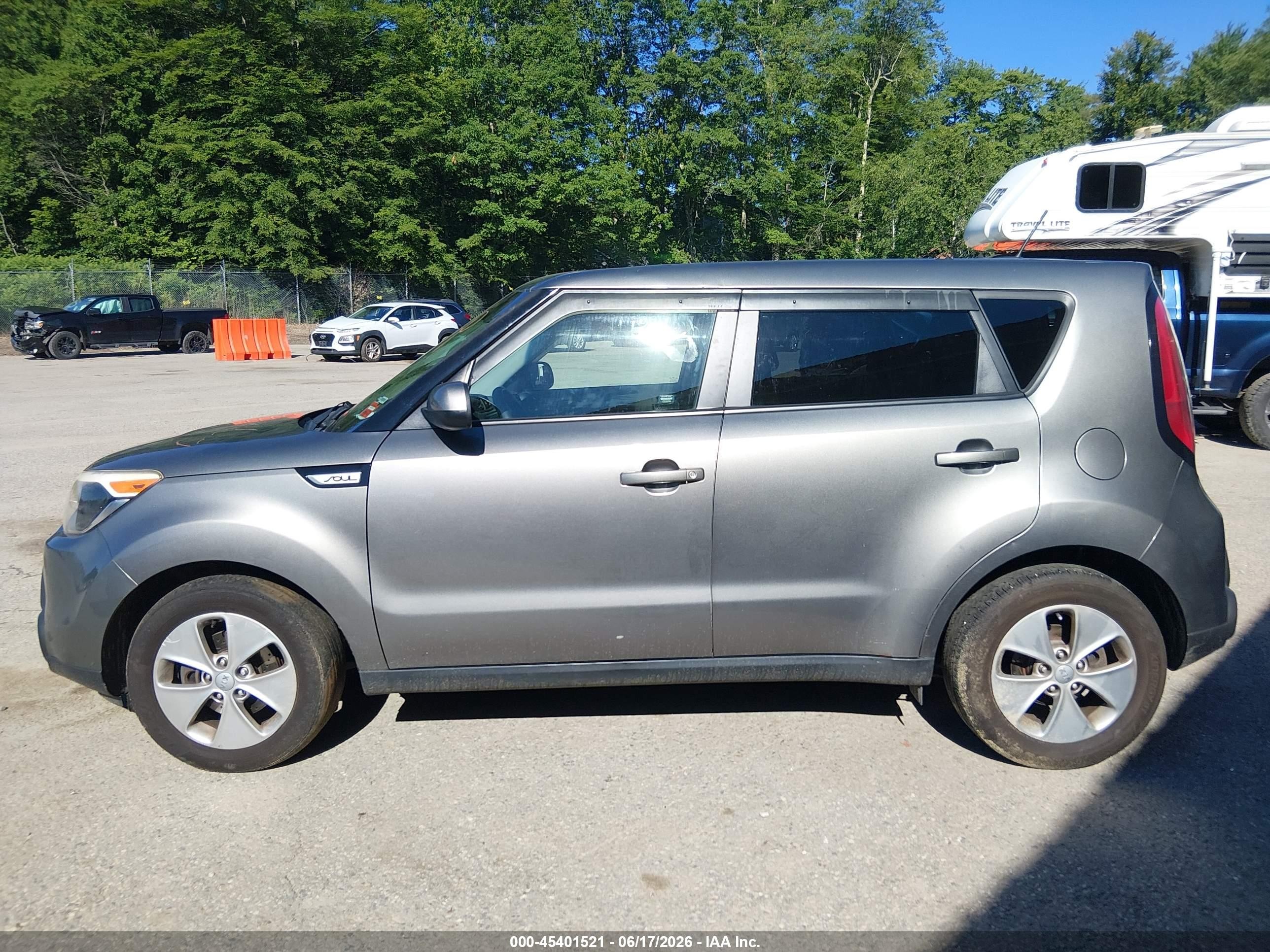 2015 Kia Soul   Gray vin: KNDJN2A28F7169572