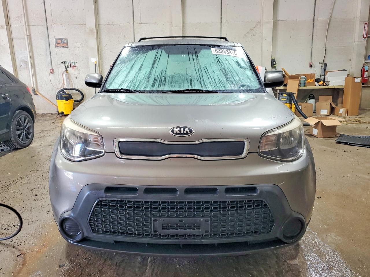 2015 Kia Soul Base Gray vin: KNDJN2A28F7209052