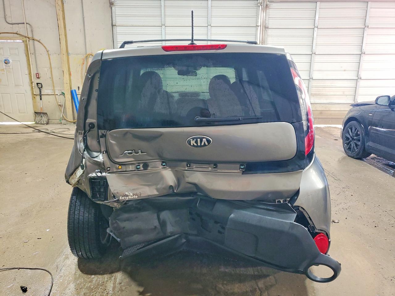 2015 Kia Soul Base Gray vin: KNDJN2A28F7209052
