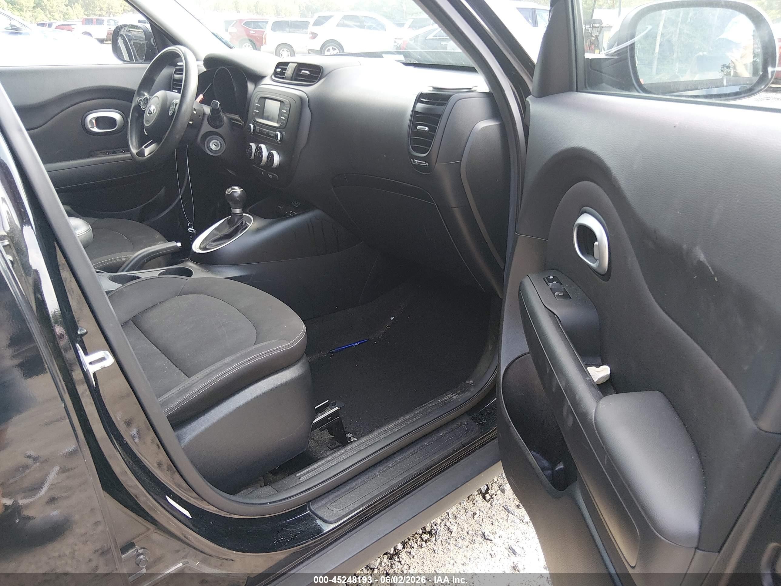2015 Kia Soul   Black vin: KNDJN2A28F7218964