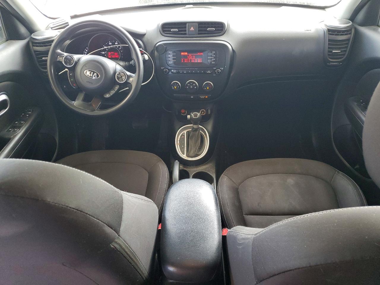 2015 Kia Soul Base Gray vin: KNDJN2A28F7226594