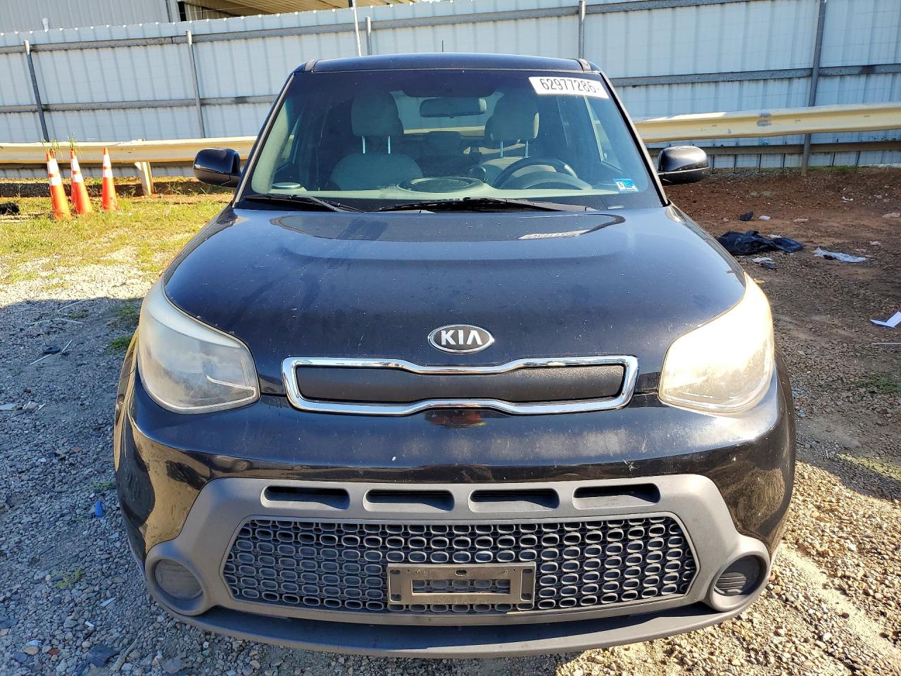 2015 Kia Soul Base Черный vin: KNDJN2A28F7228359