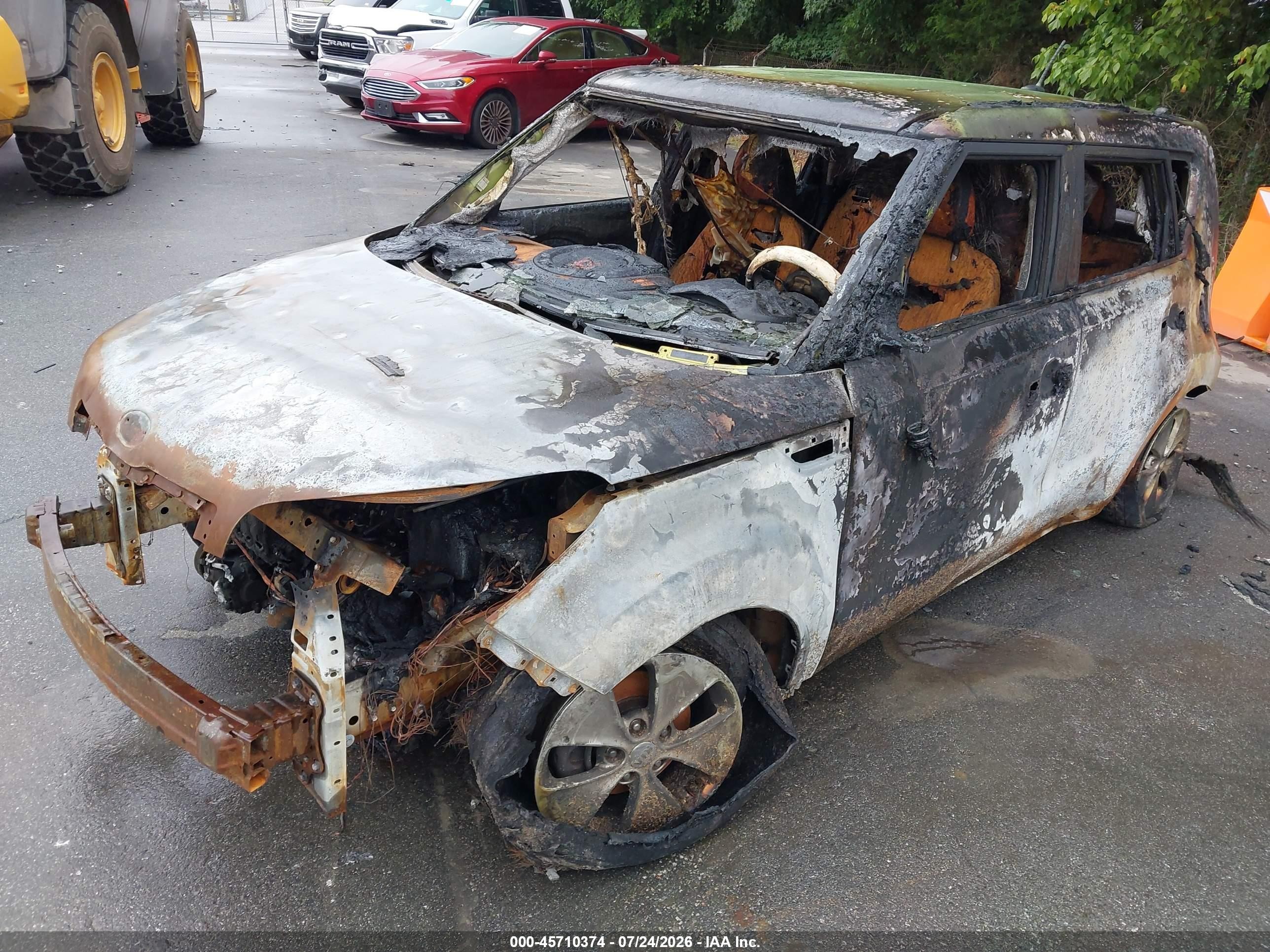 2015 Kia Soul Зеленый vin: KNDJN2A28F7767497