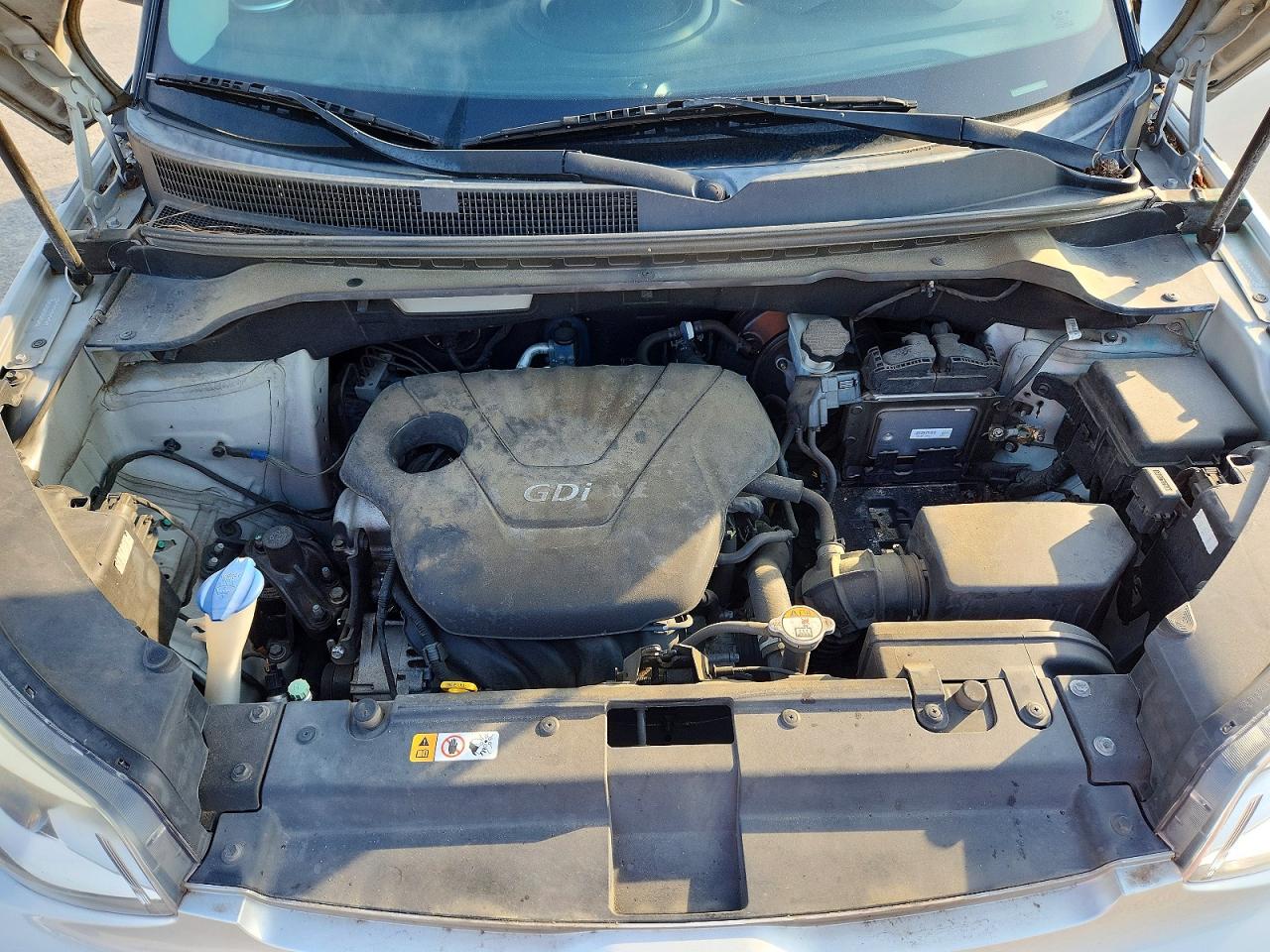 2015 Kia Soul Base Серебряный vin: KNDJN2A28F7778550