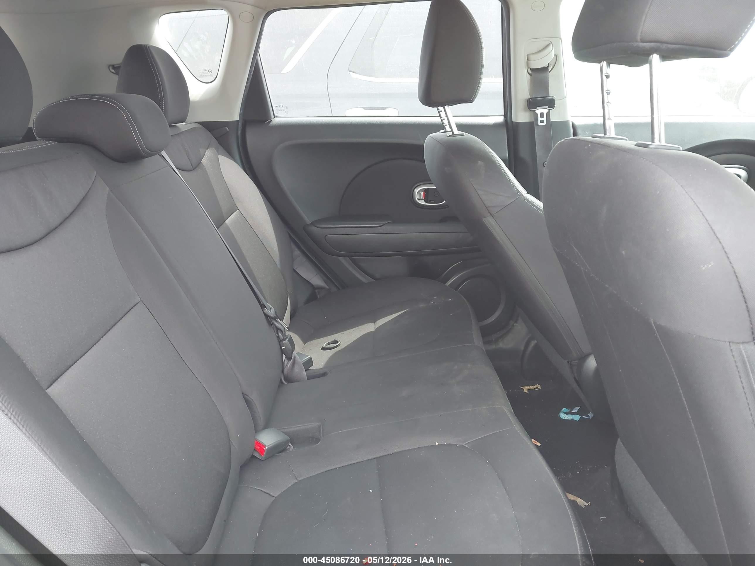 2015 Kia Soul   Black vin: KNDJN2A28F7784168