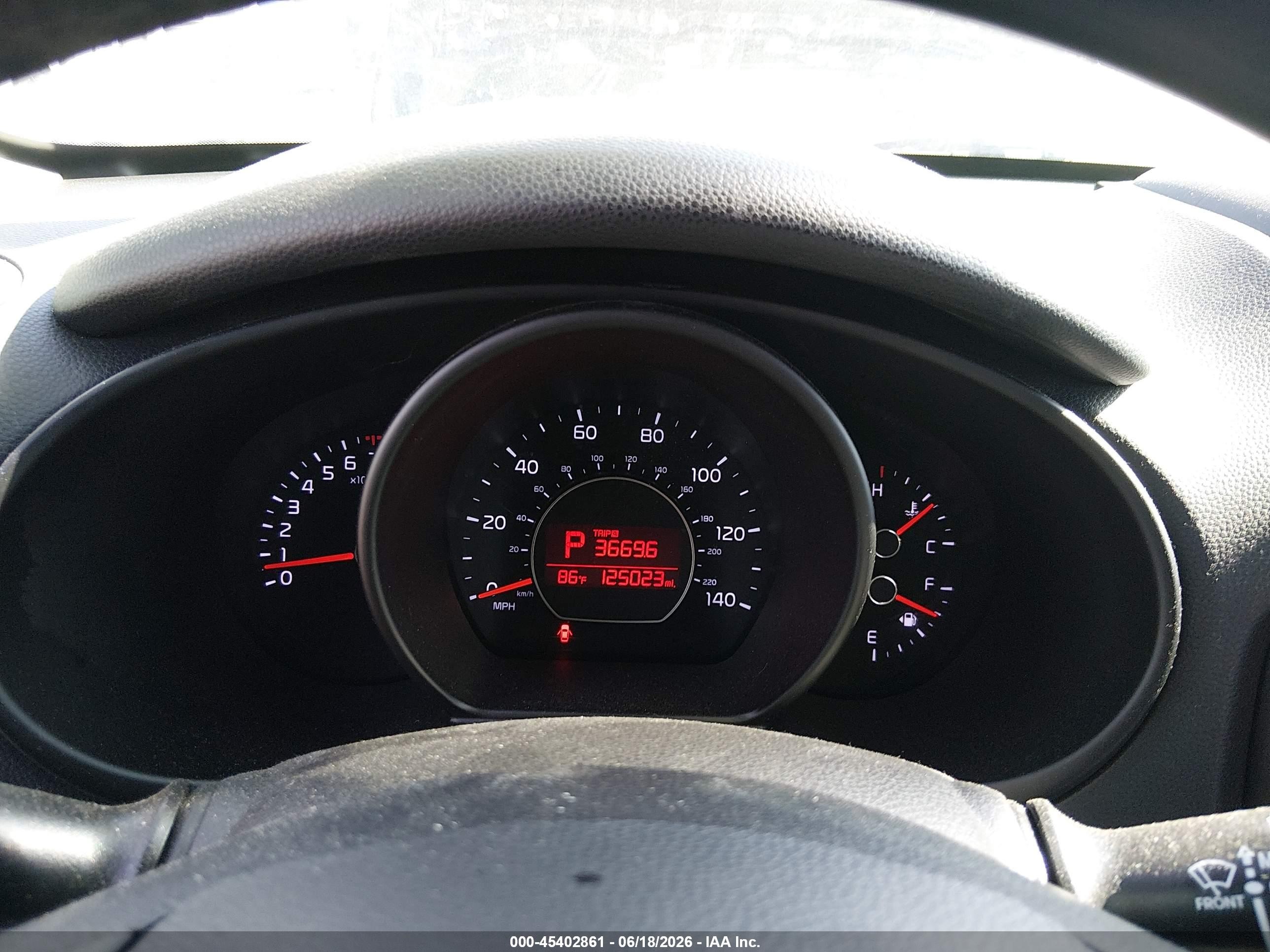2015 Kia Soul   Серебряный vin: KNDJN2A28F7785630
