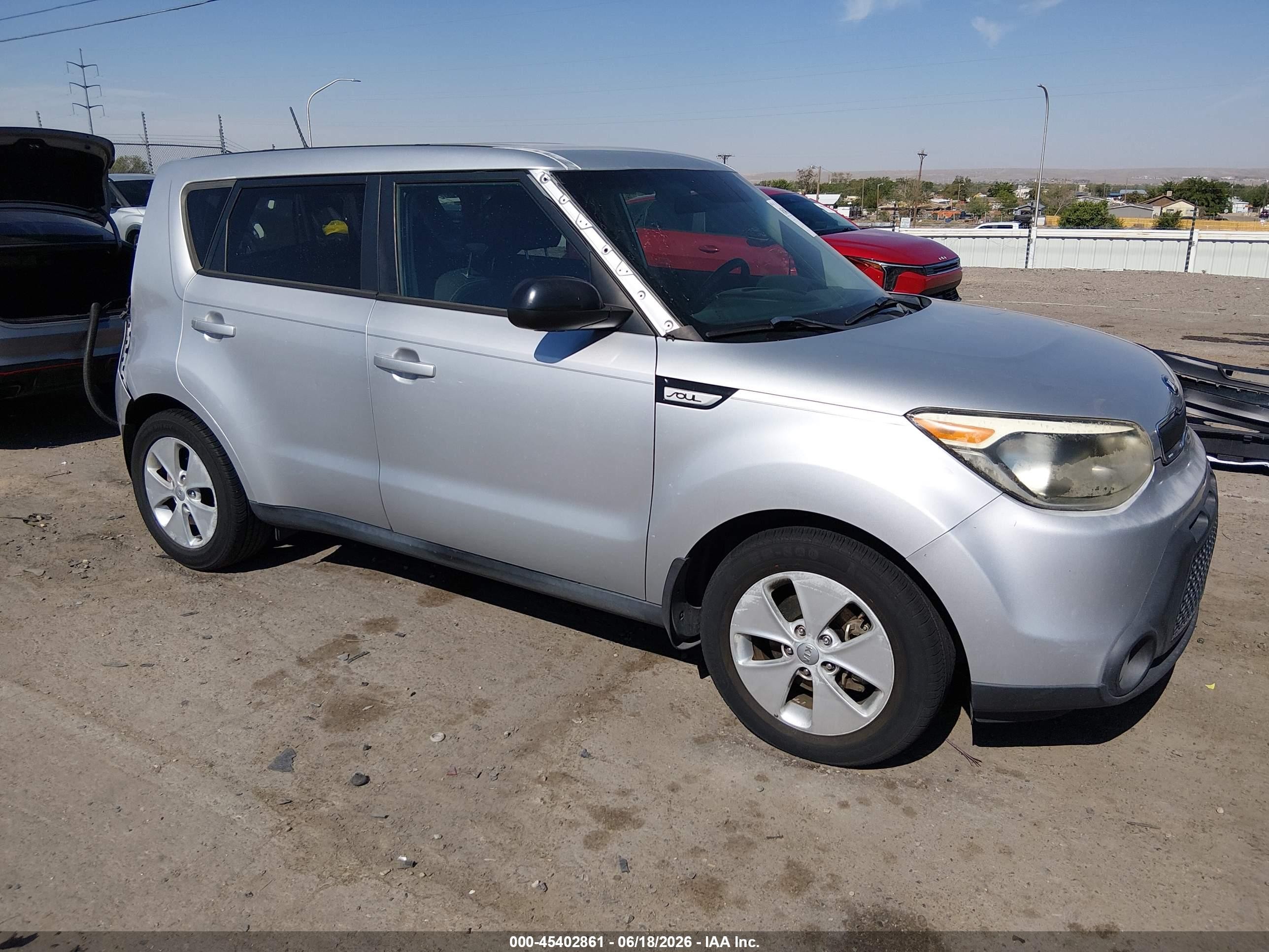 2015 Kia Soul   Silver vin: KNDJN2A28F7785630